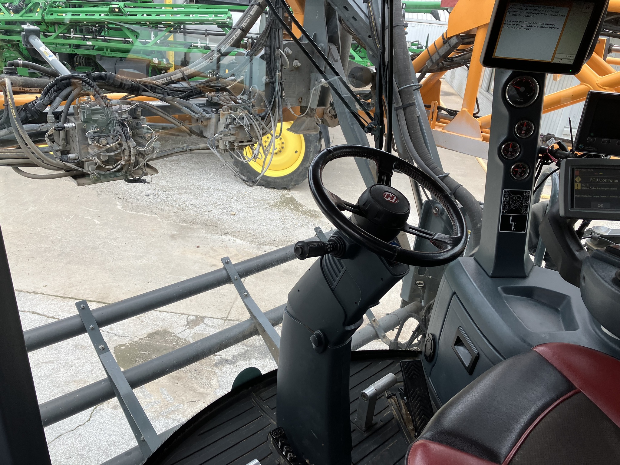 2017 Hagie STS16 Self-Propelled Sprayer