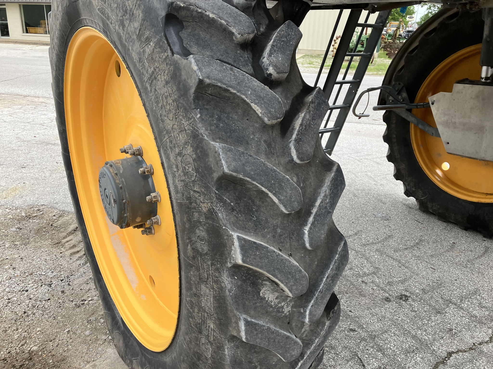 2017 Hagie STS16 Self-Propelled Sprayer