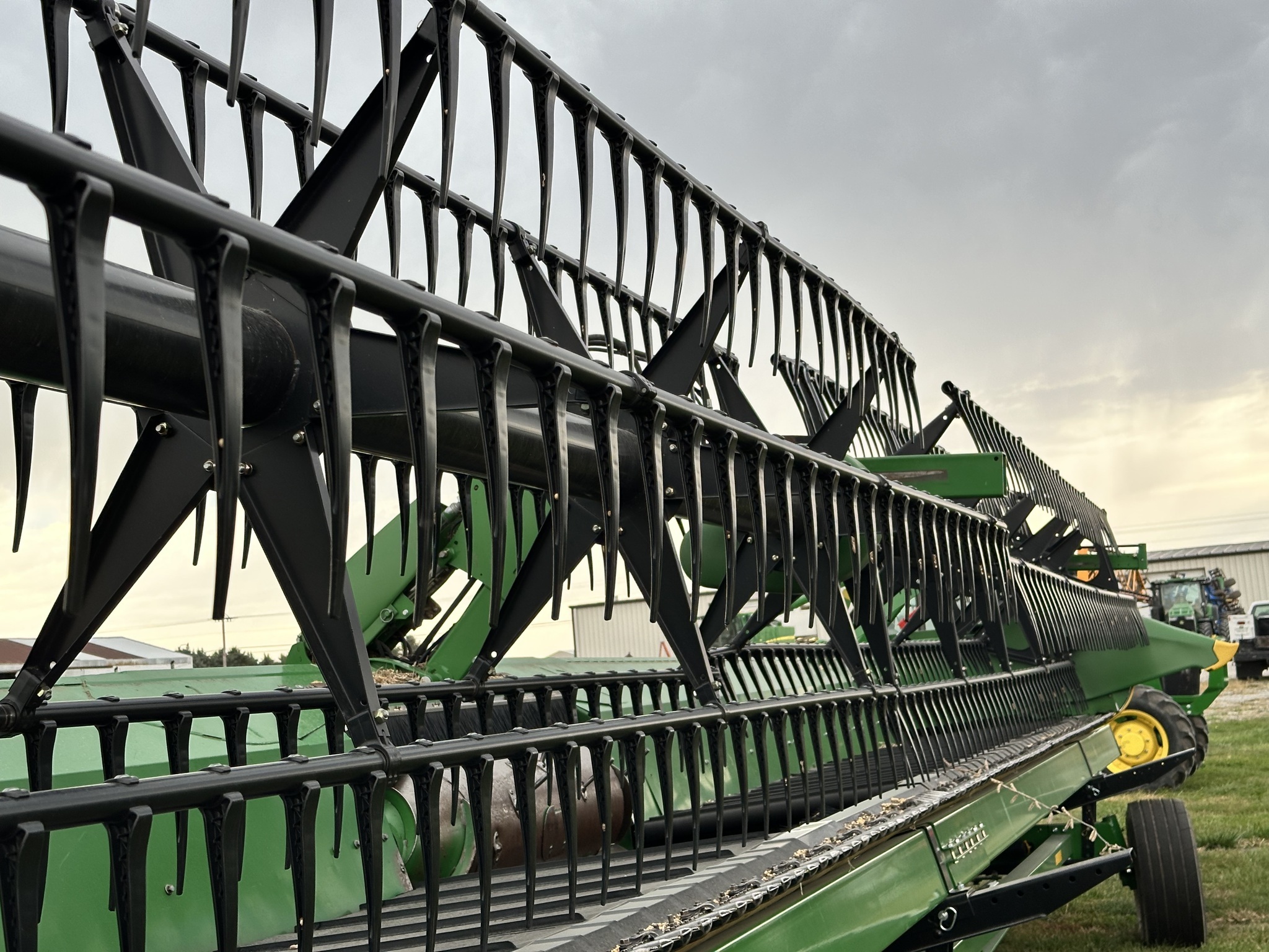 2016 John Deere 640FD Platform