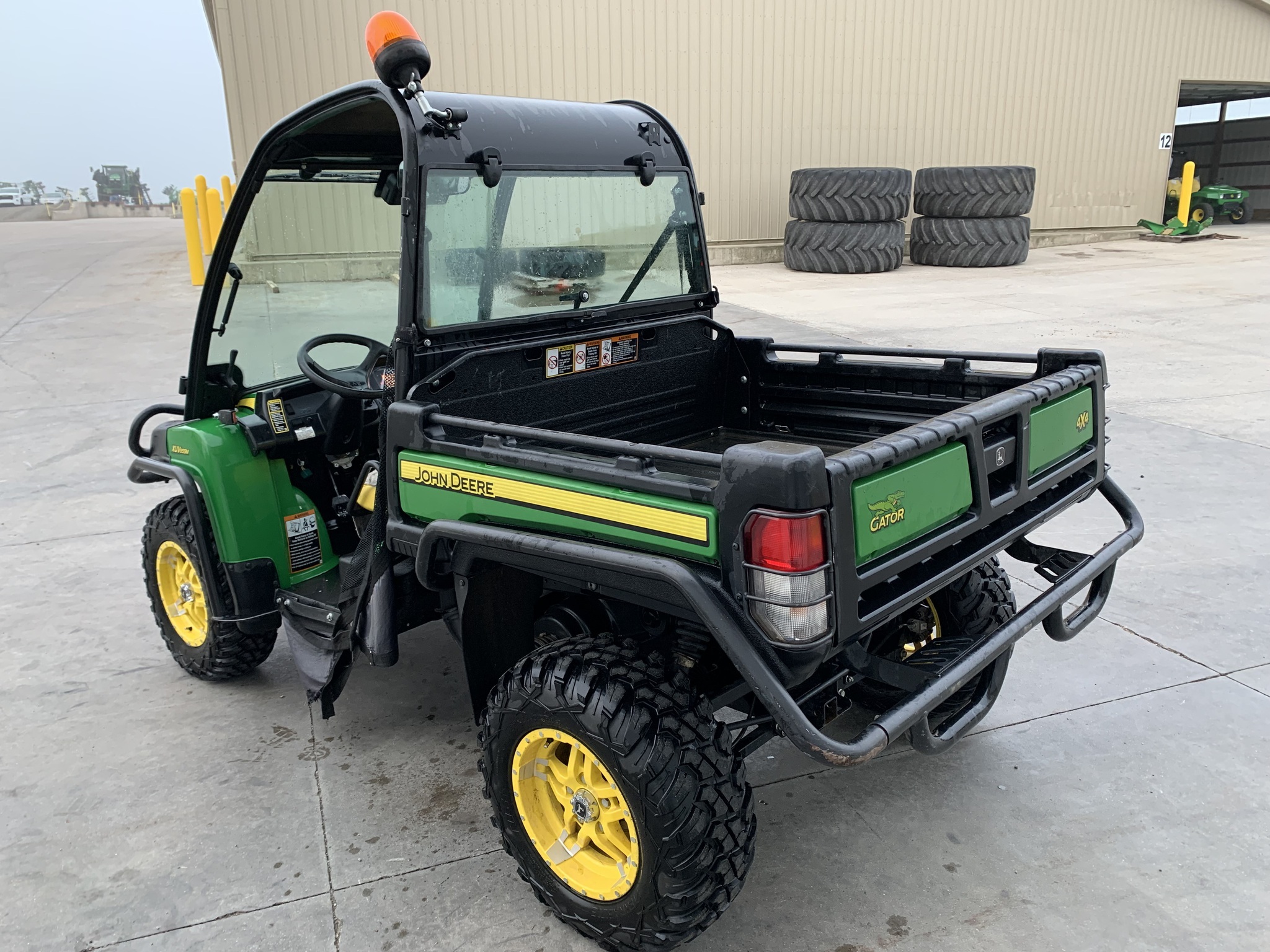 2017 John Deere Gator XUV 855M ATVs and Utility Vehicle