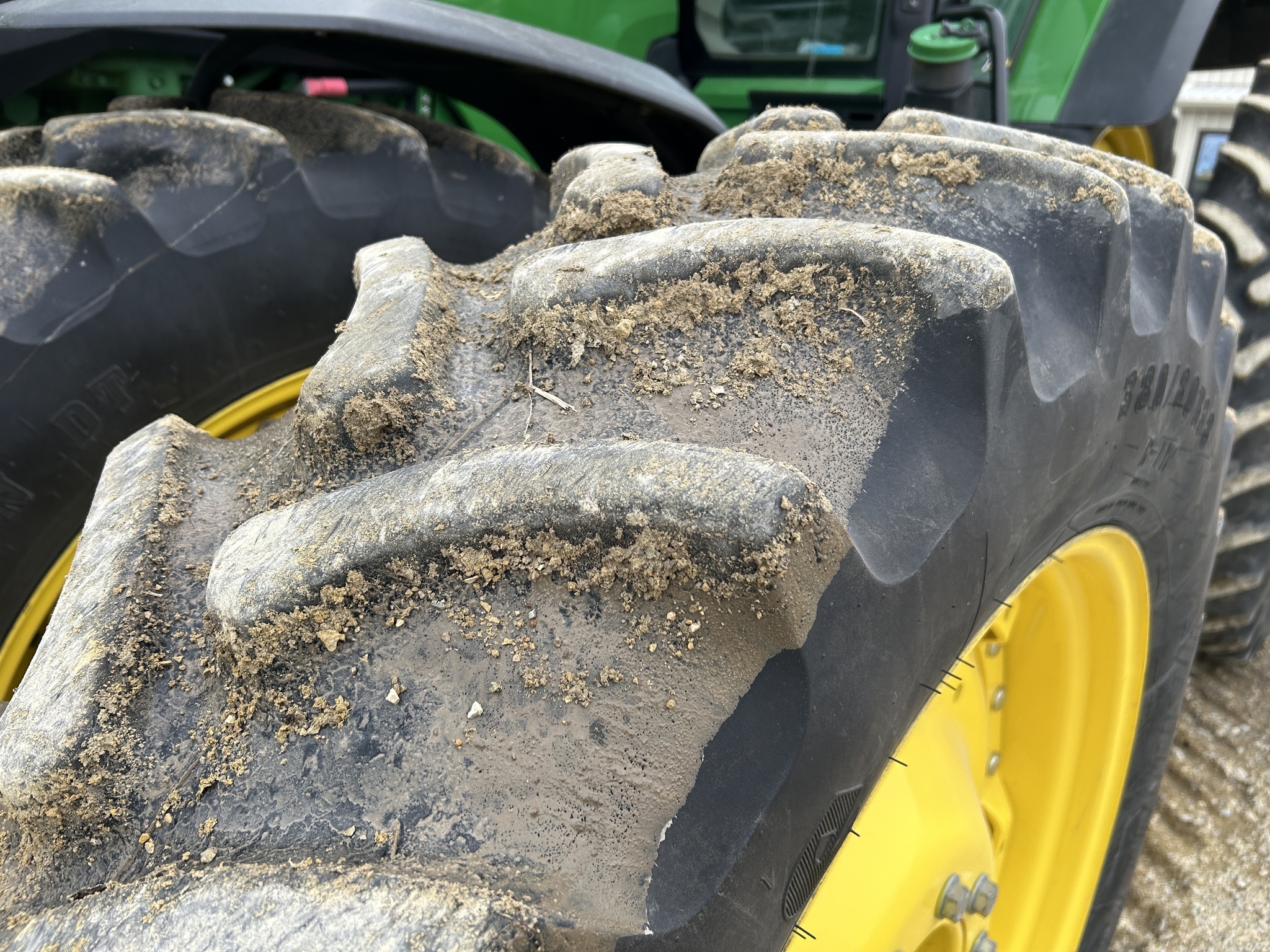 2023 John Deere 8R 280 Tractor