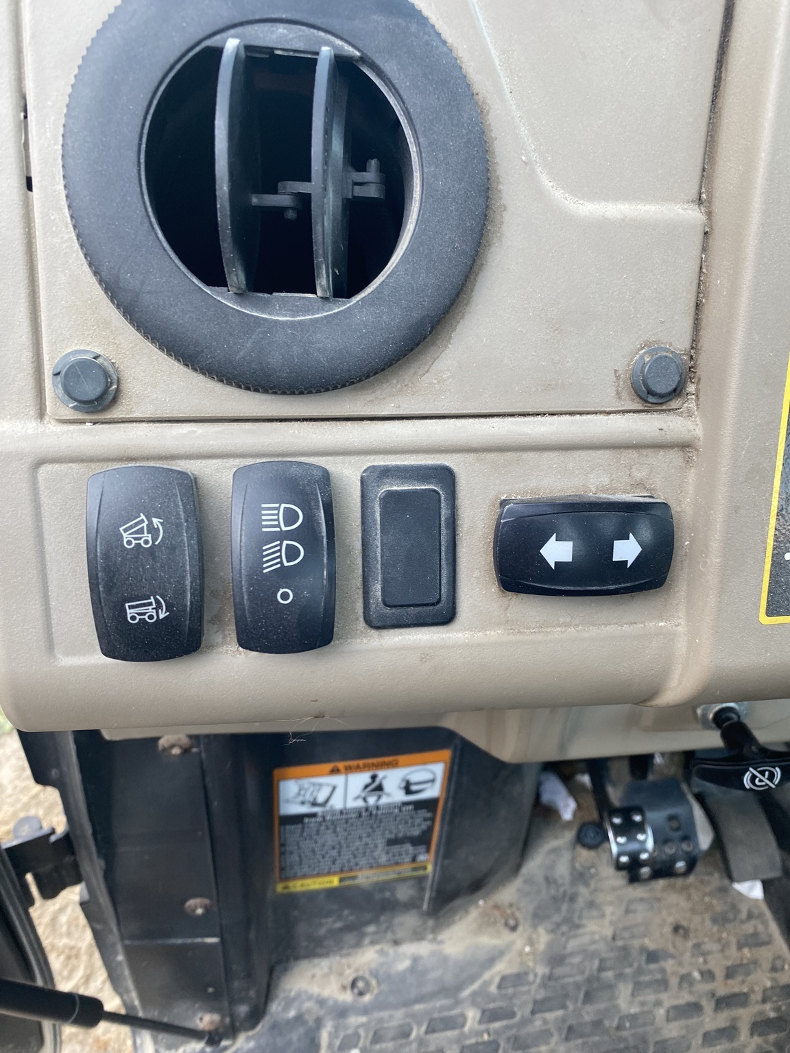 2018 John Deere XUV835R ATVs and Utility Vehicle