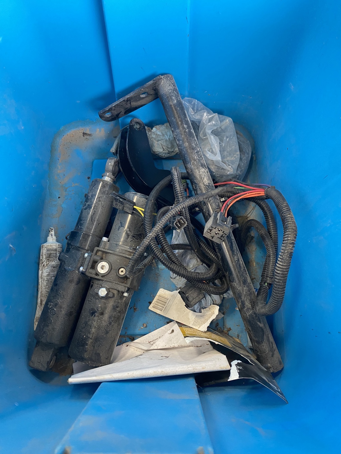 2018 John Deere XUV835R ATVs and Utility Vehicle