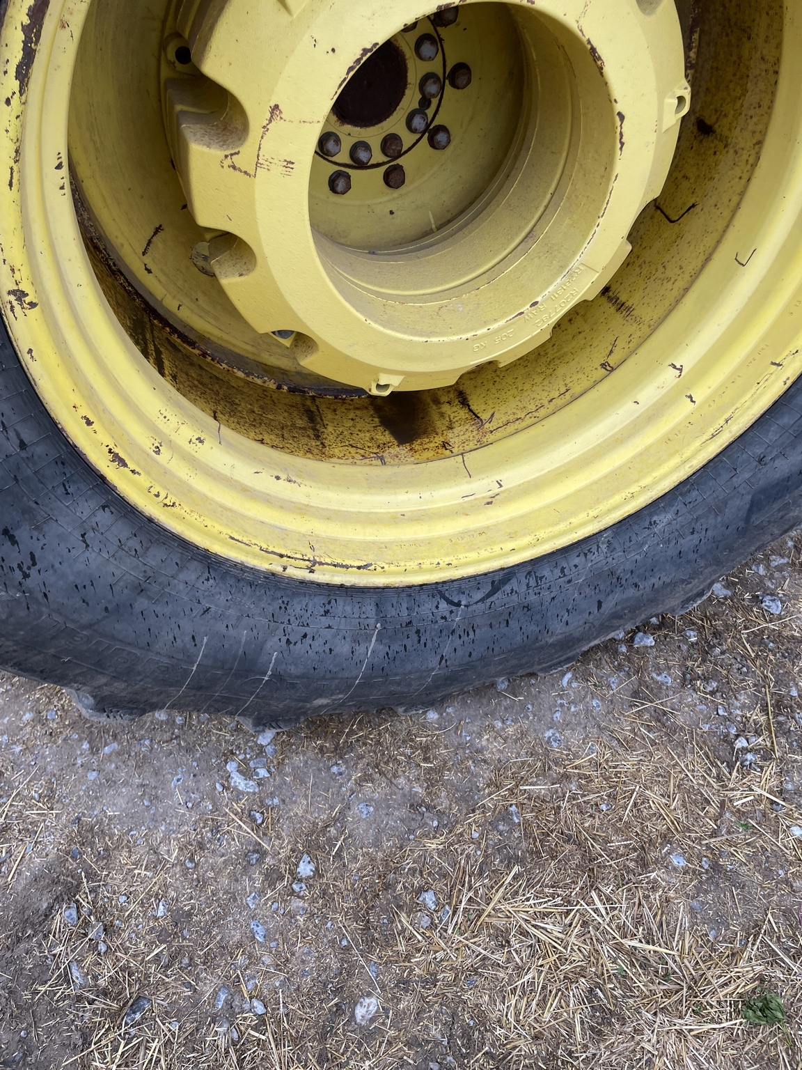 2012 John Deere 9560R Tractor