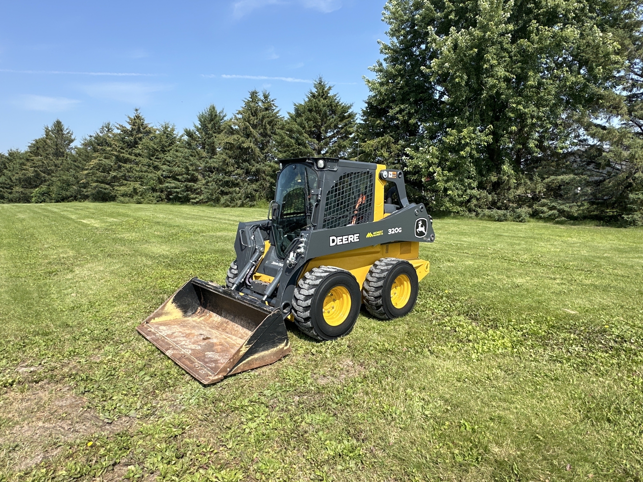 2022 Deere 320G Skid Steer