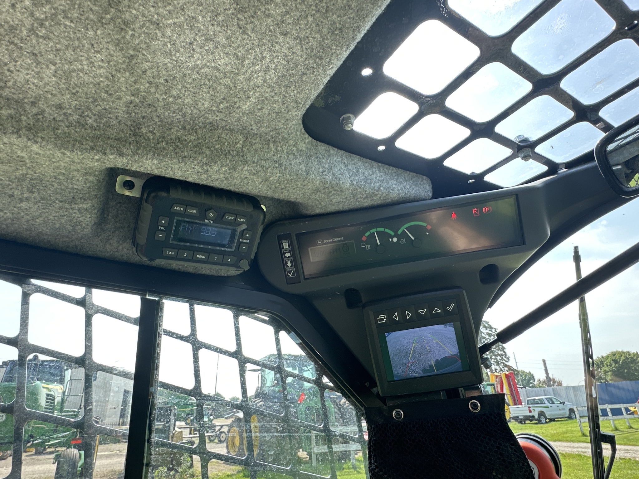2022 Deere 320G Skid Steer