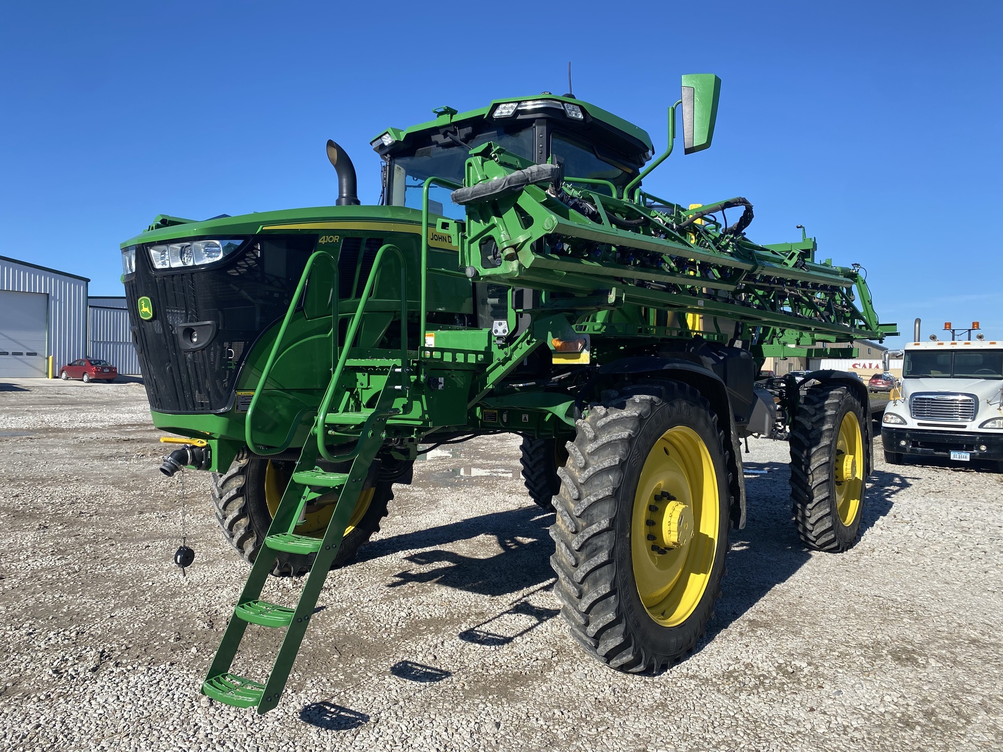 2022 John Deere 410R Self-Propelled Sprayer