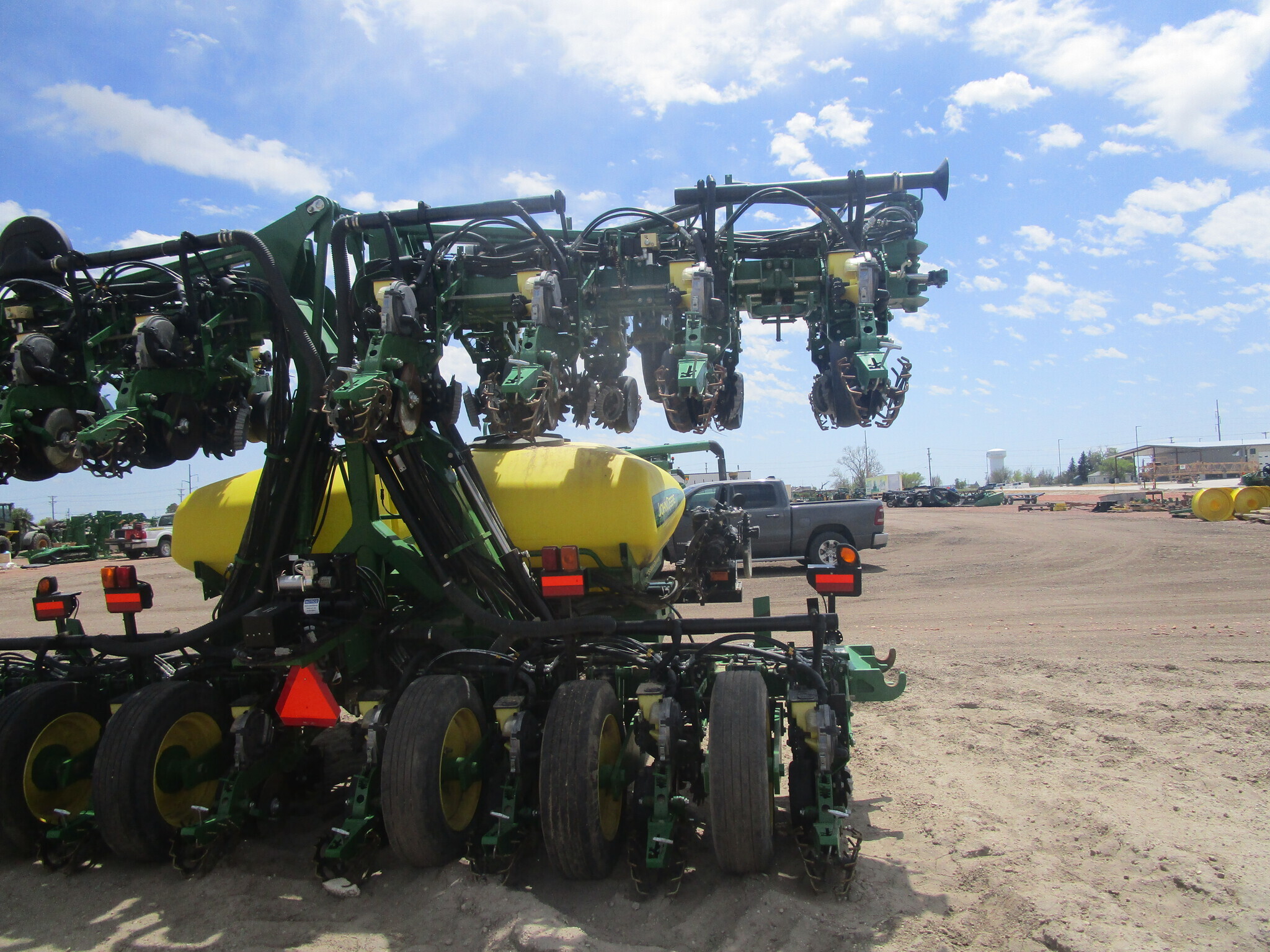 2013 John Deere DR24 Planter