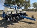 2014 Kinze 3200 Planter