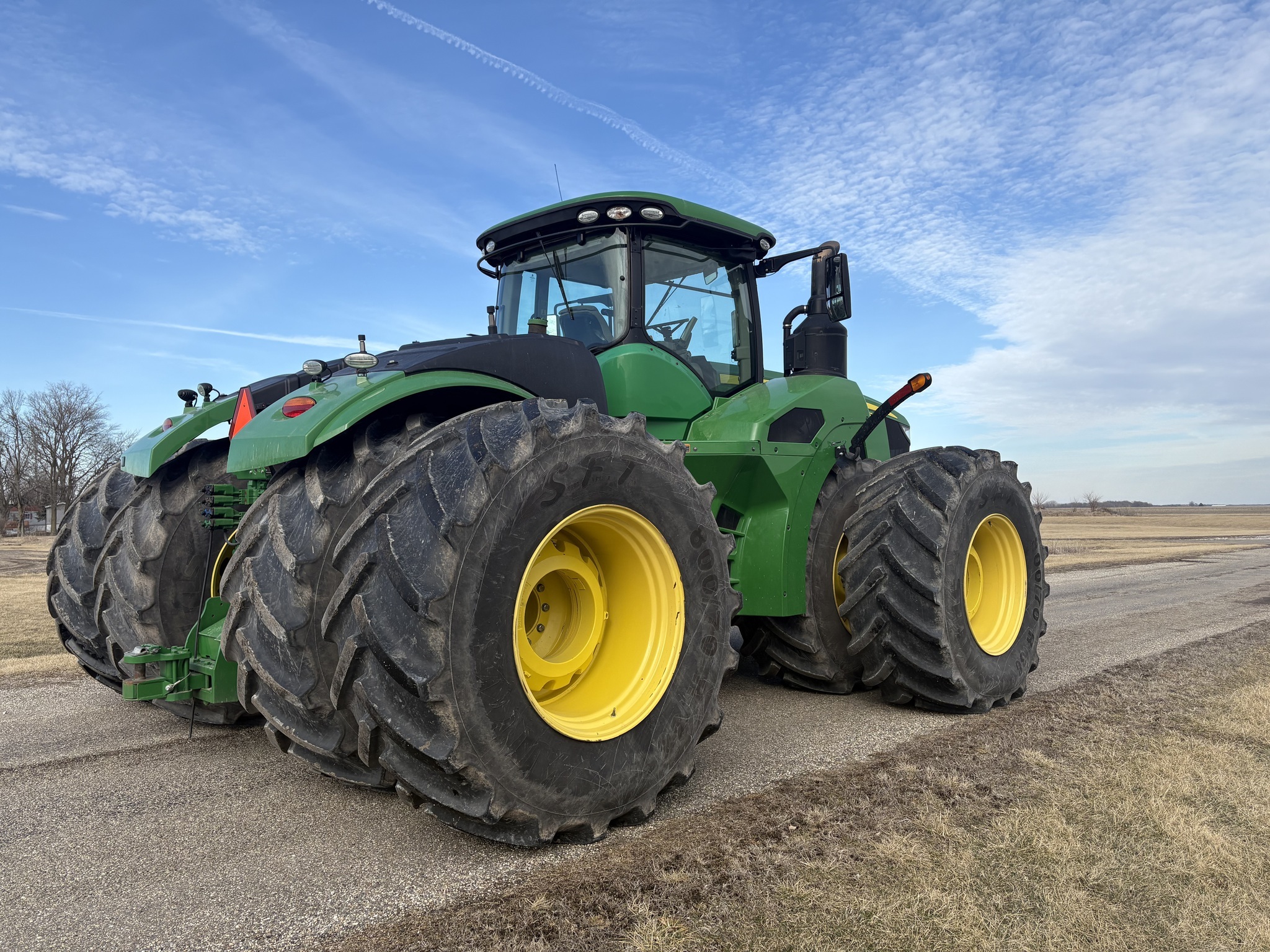 2020 John Deere 9520R Tractor