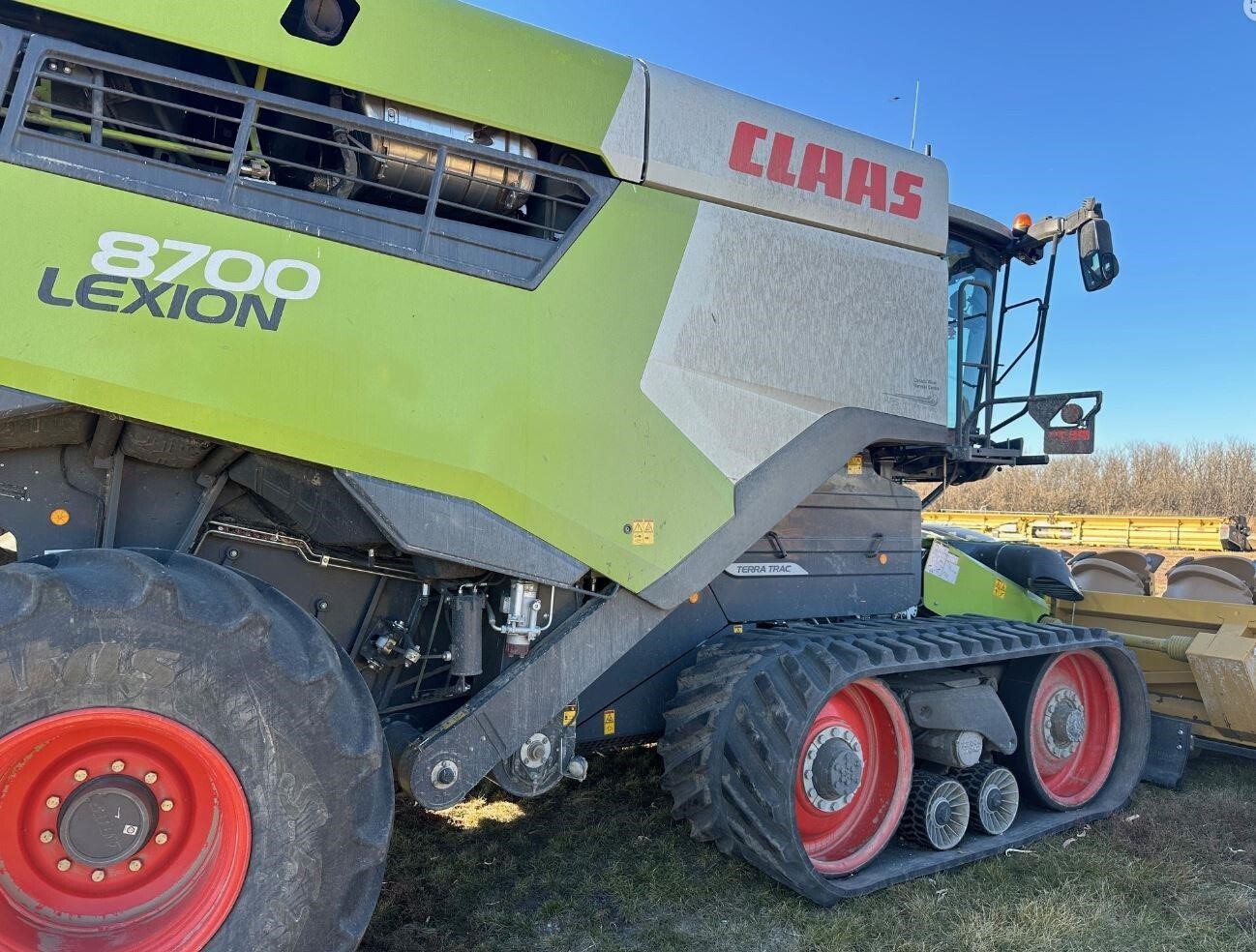 2020 Claas 8700TT Combine