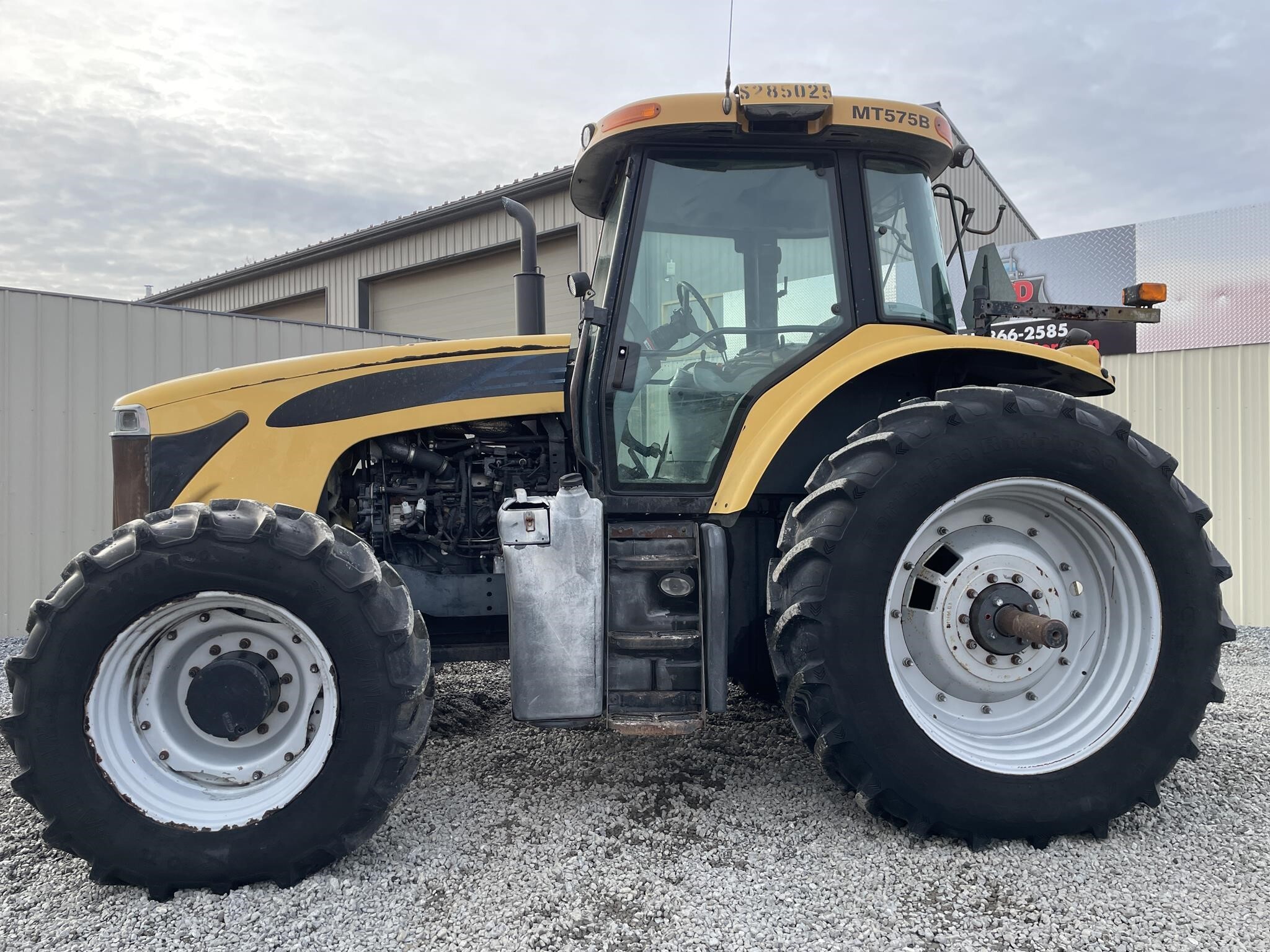 2008 Challenger MT575B Tractor