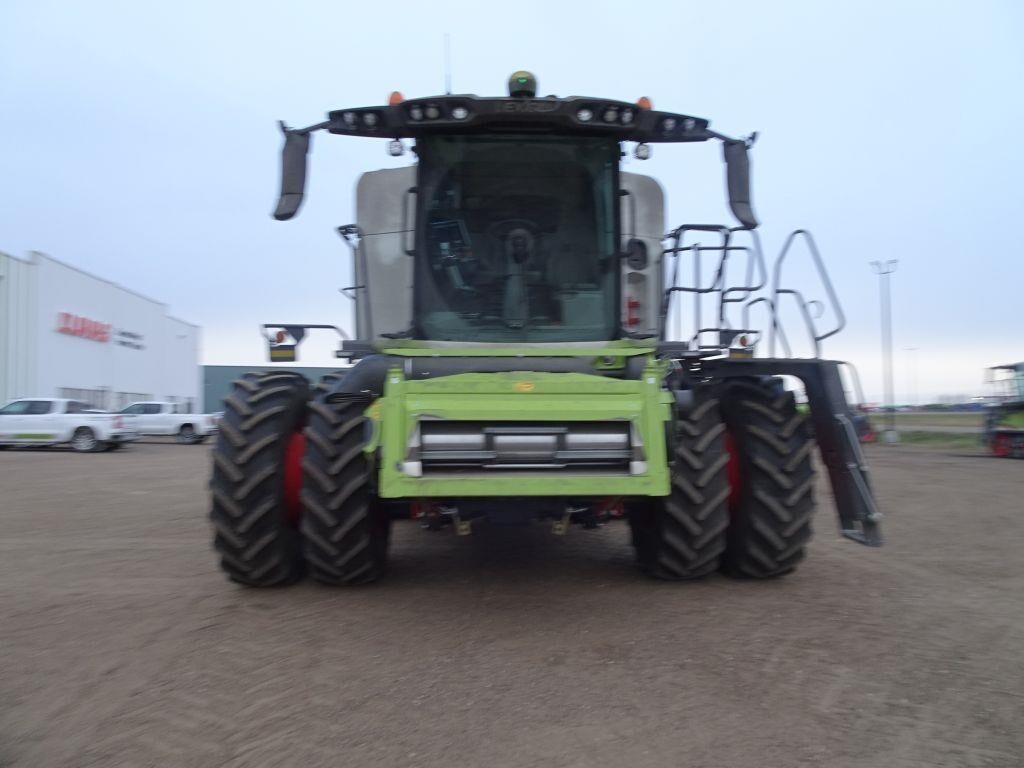 2023 Claas LEXION 8700 Combine