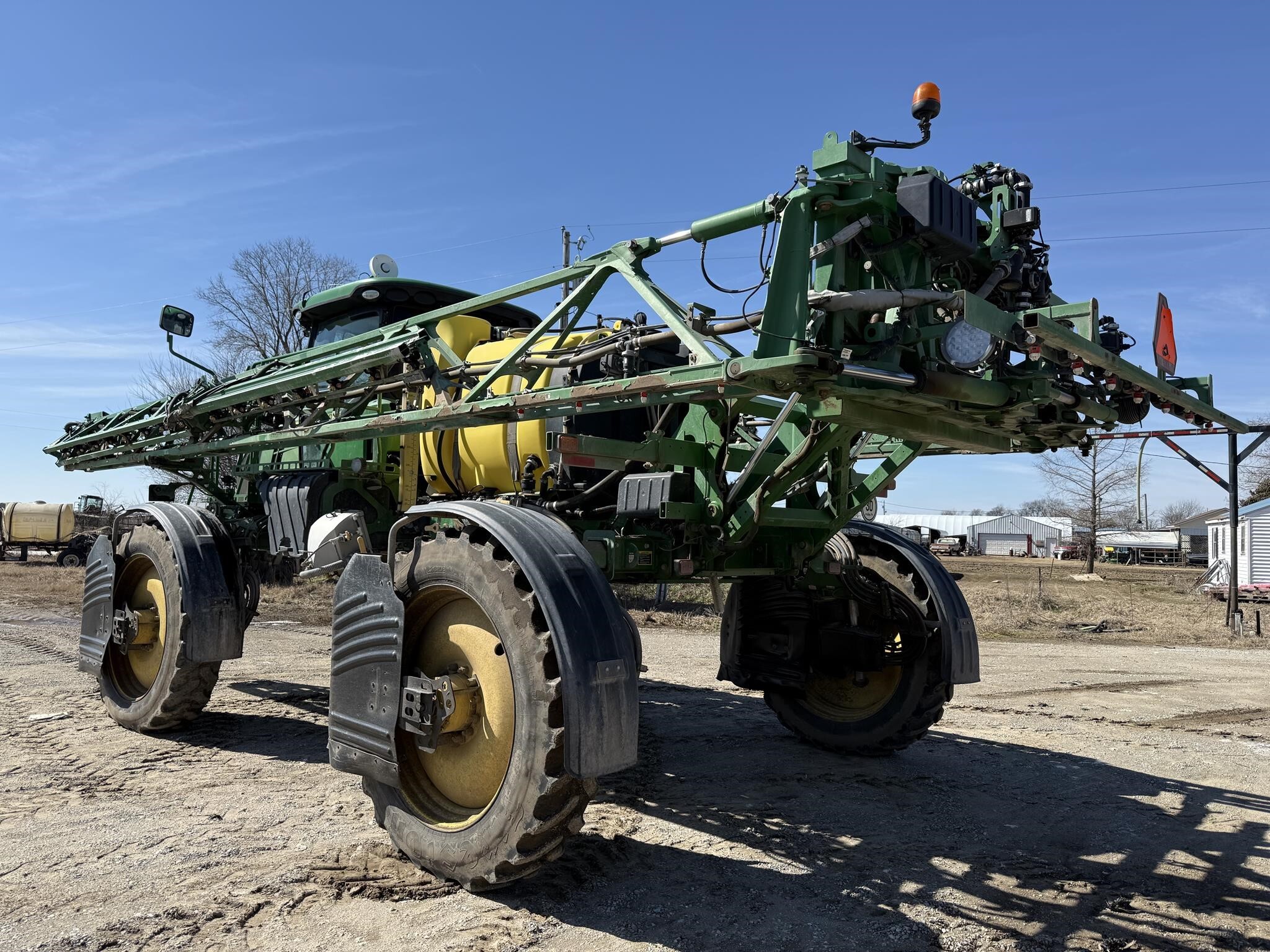 2019 John Deere R4030 Self-Propelled Sprayer