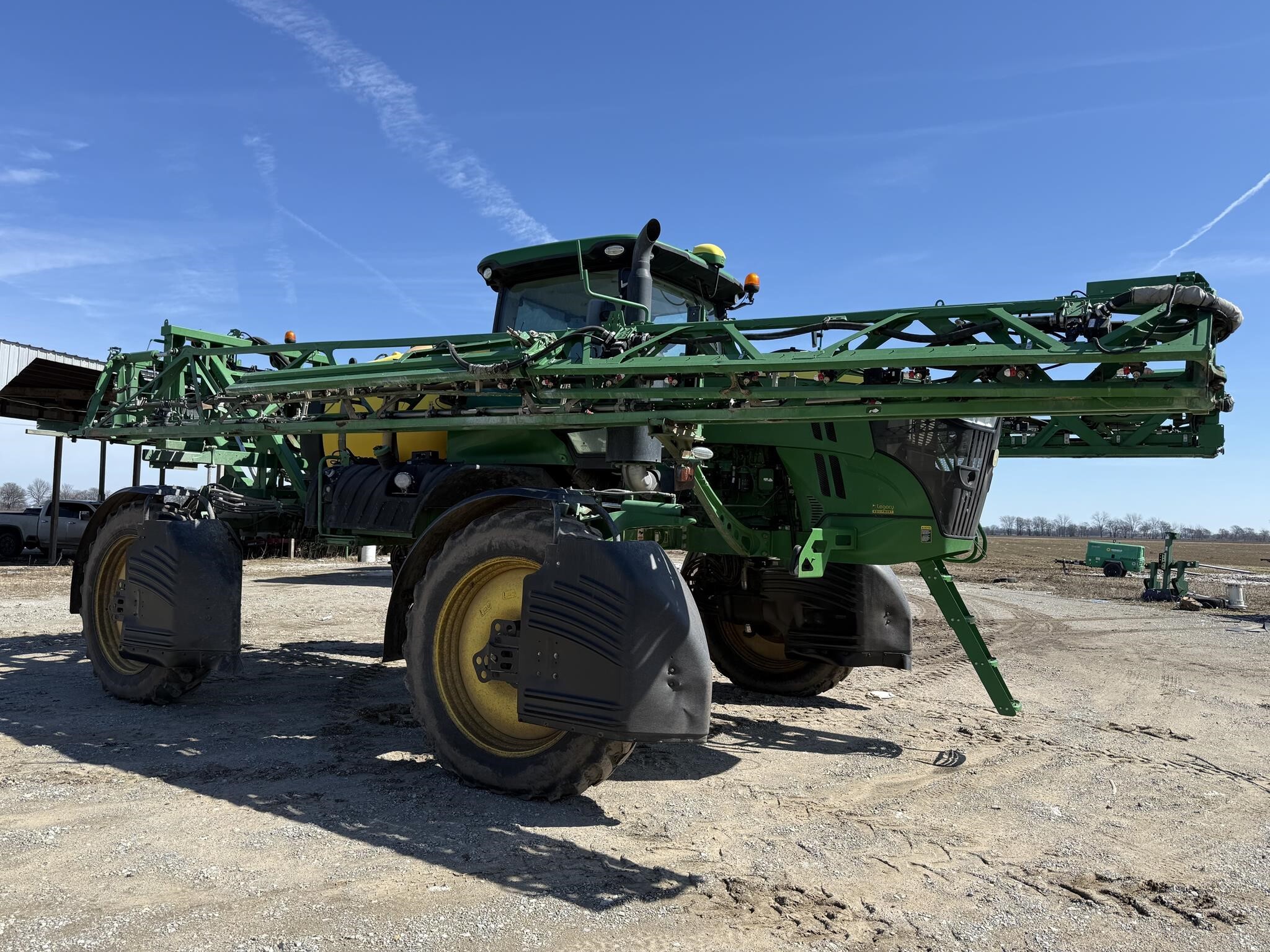 2019 John Deere R4030 Self-Propelled Sprayer