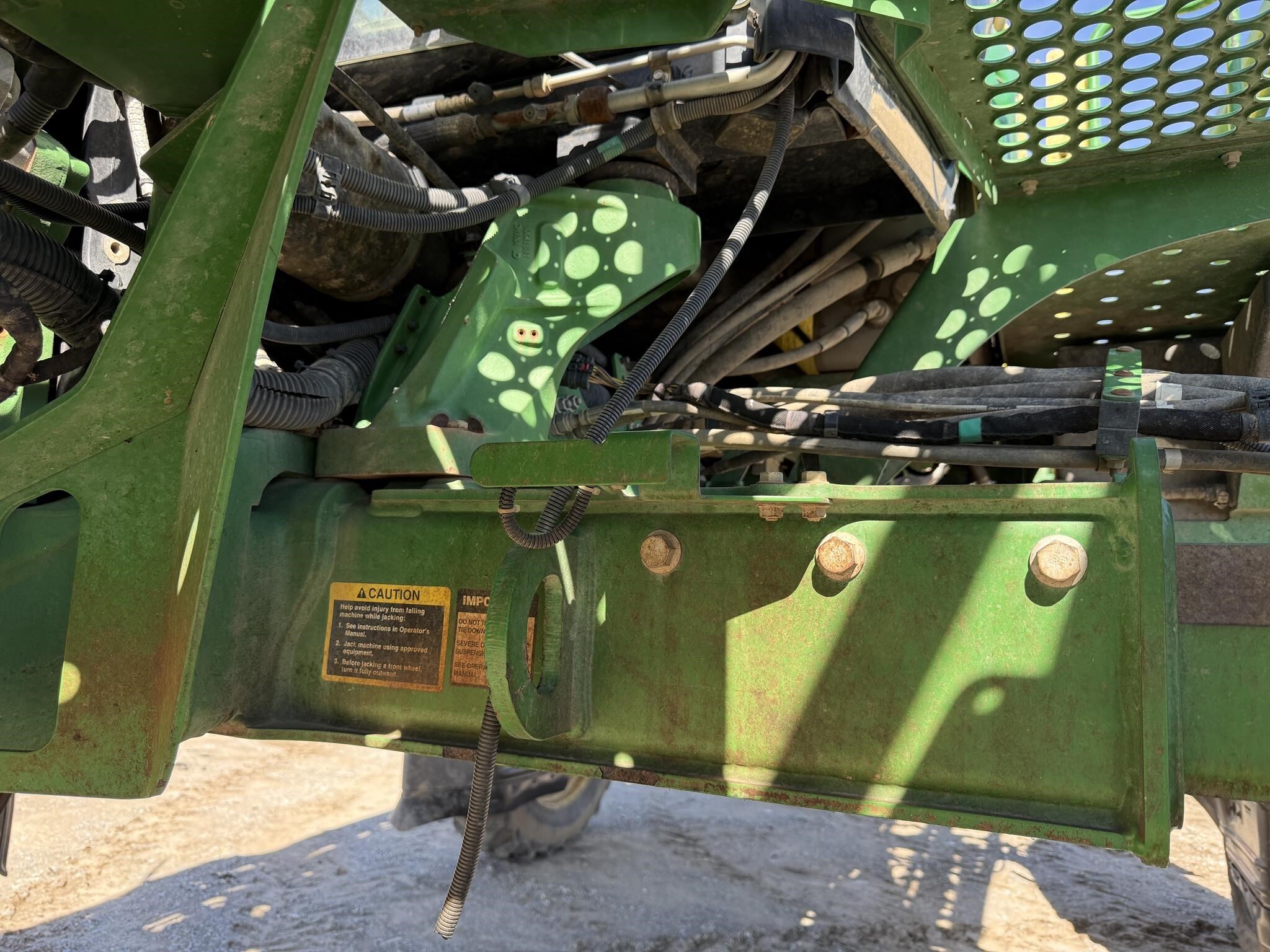 2019 John Deere R4030 Self-Propelled Sprayer