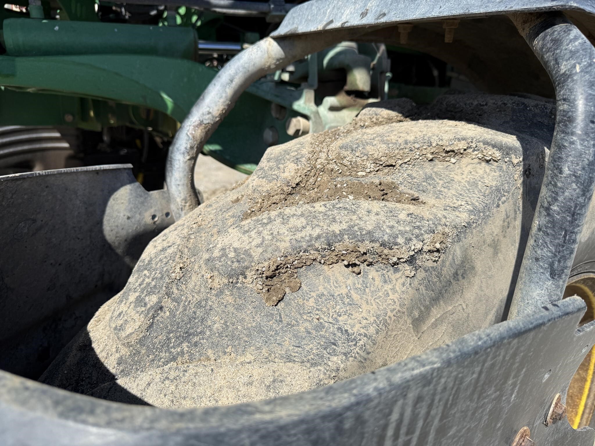 2019 John Deere R4030 Self-Propelled Sprayer