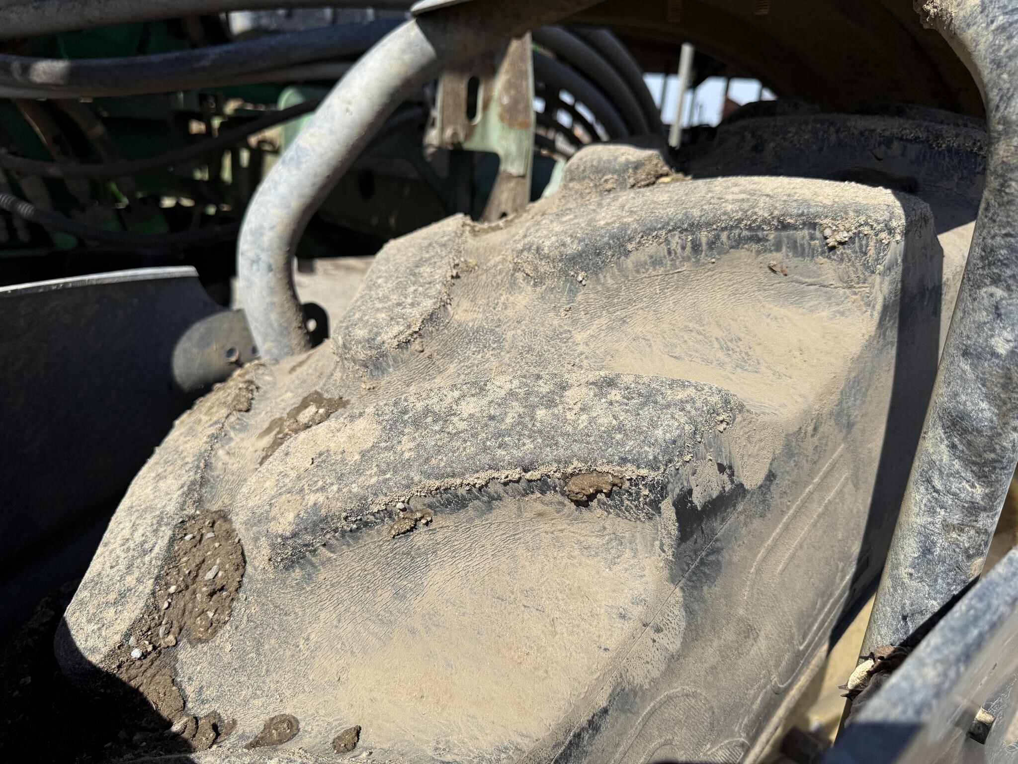2019 John Deere R4030 Self-Propelled Sprayer