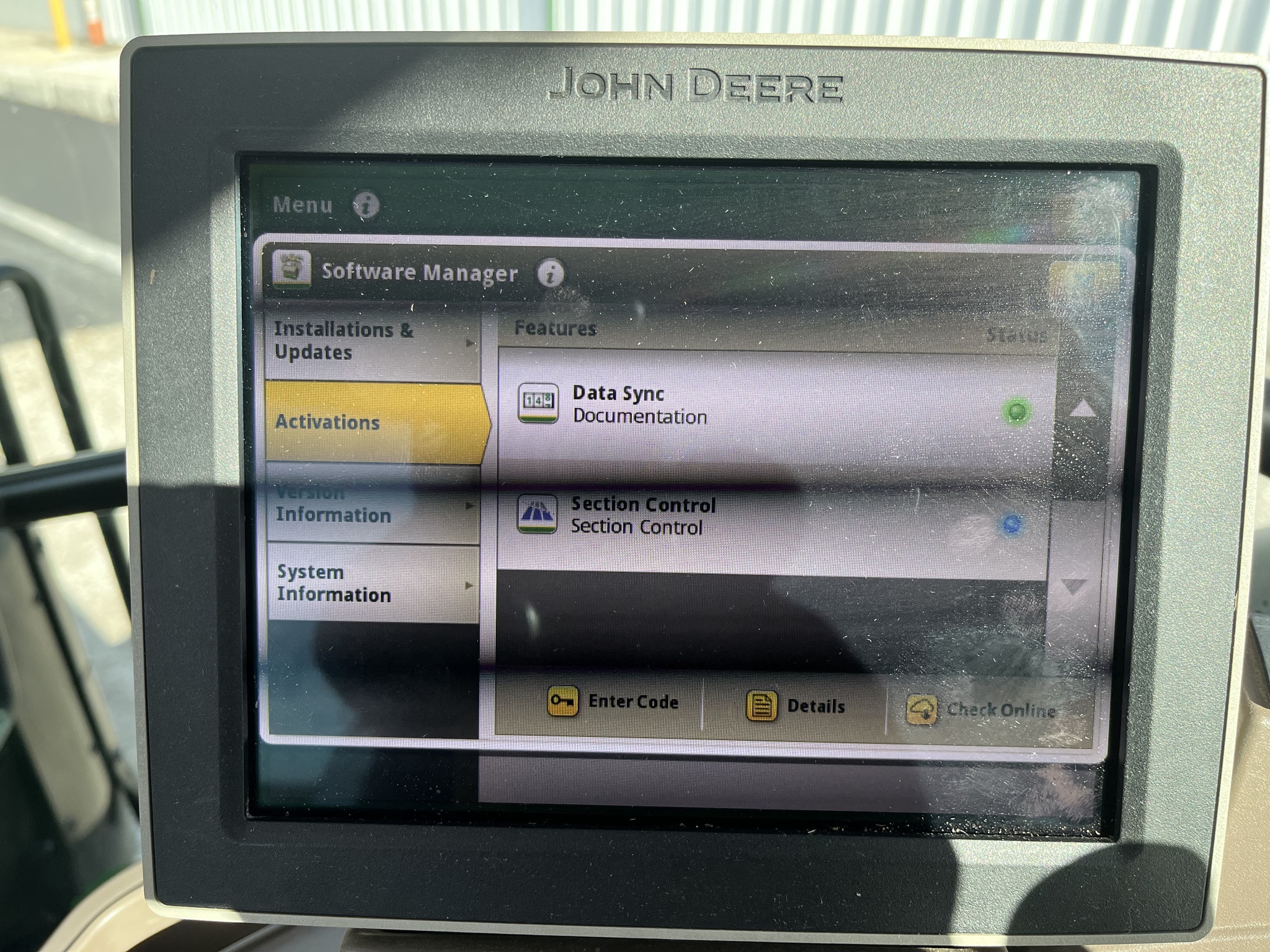 2022 John Deere 6R 175 Tractor