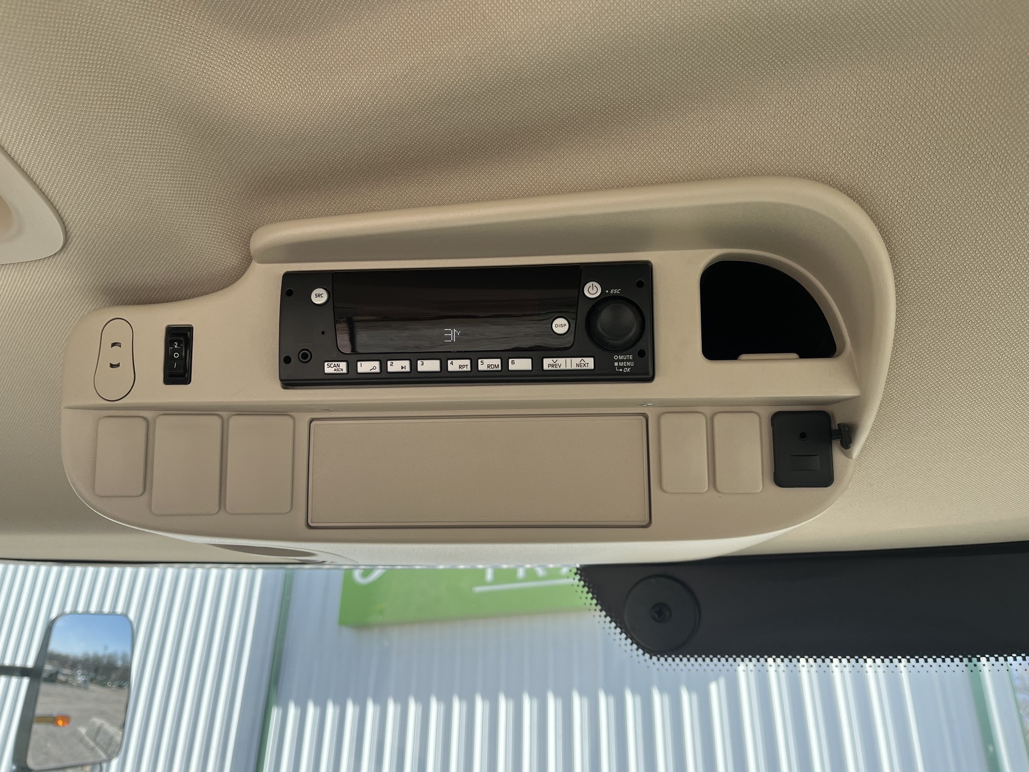 2022 John Deere 6R 175 Tractor