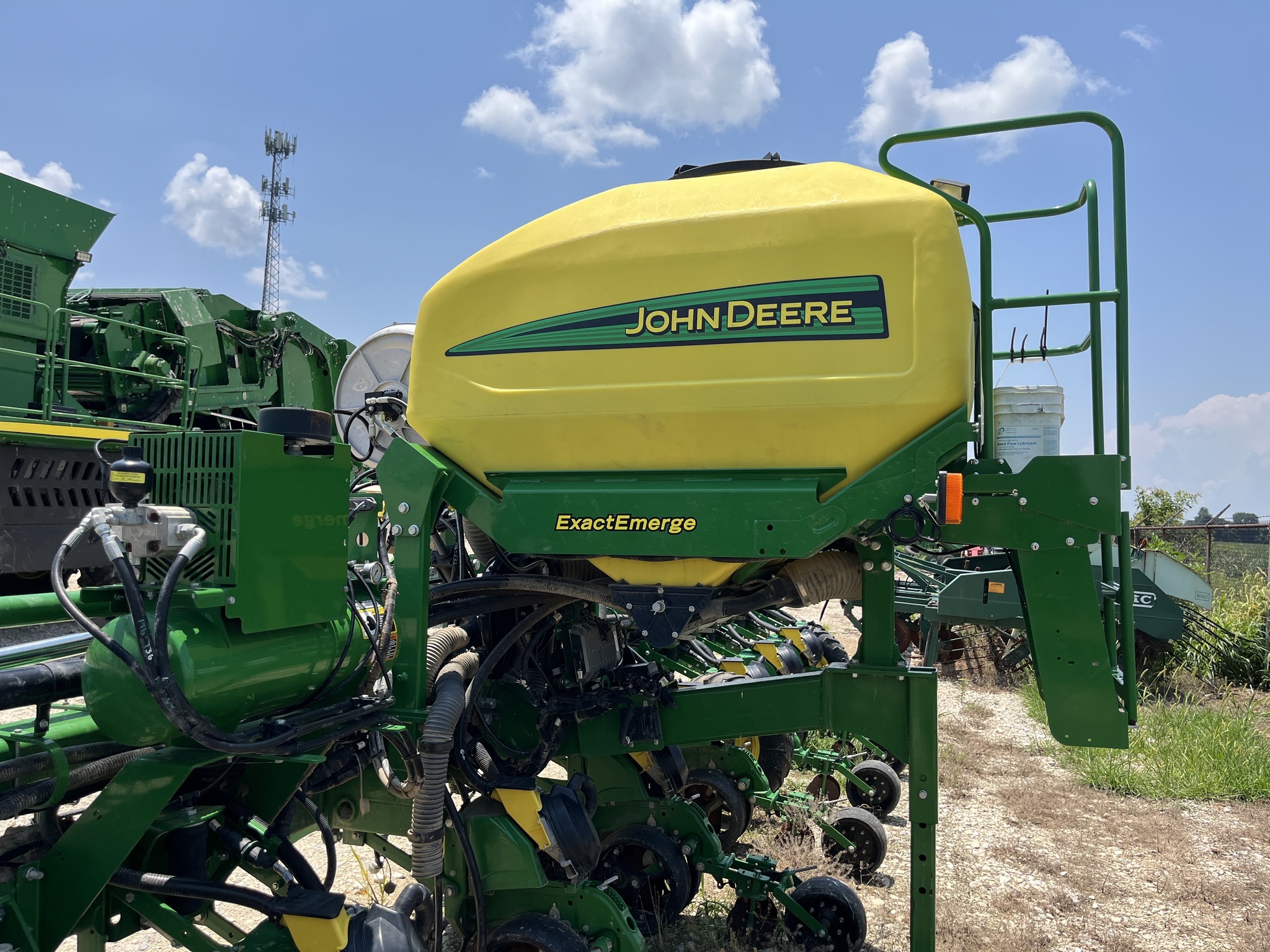 2020 John Deere DR12X Planter