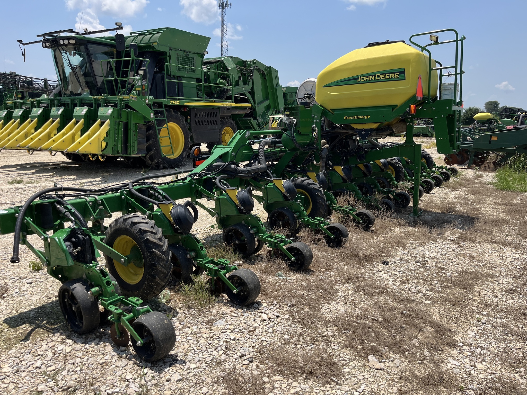 2020 John Deere DR12X Planter