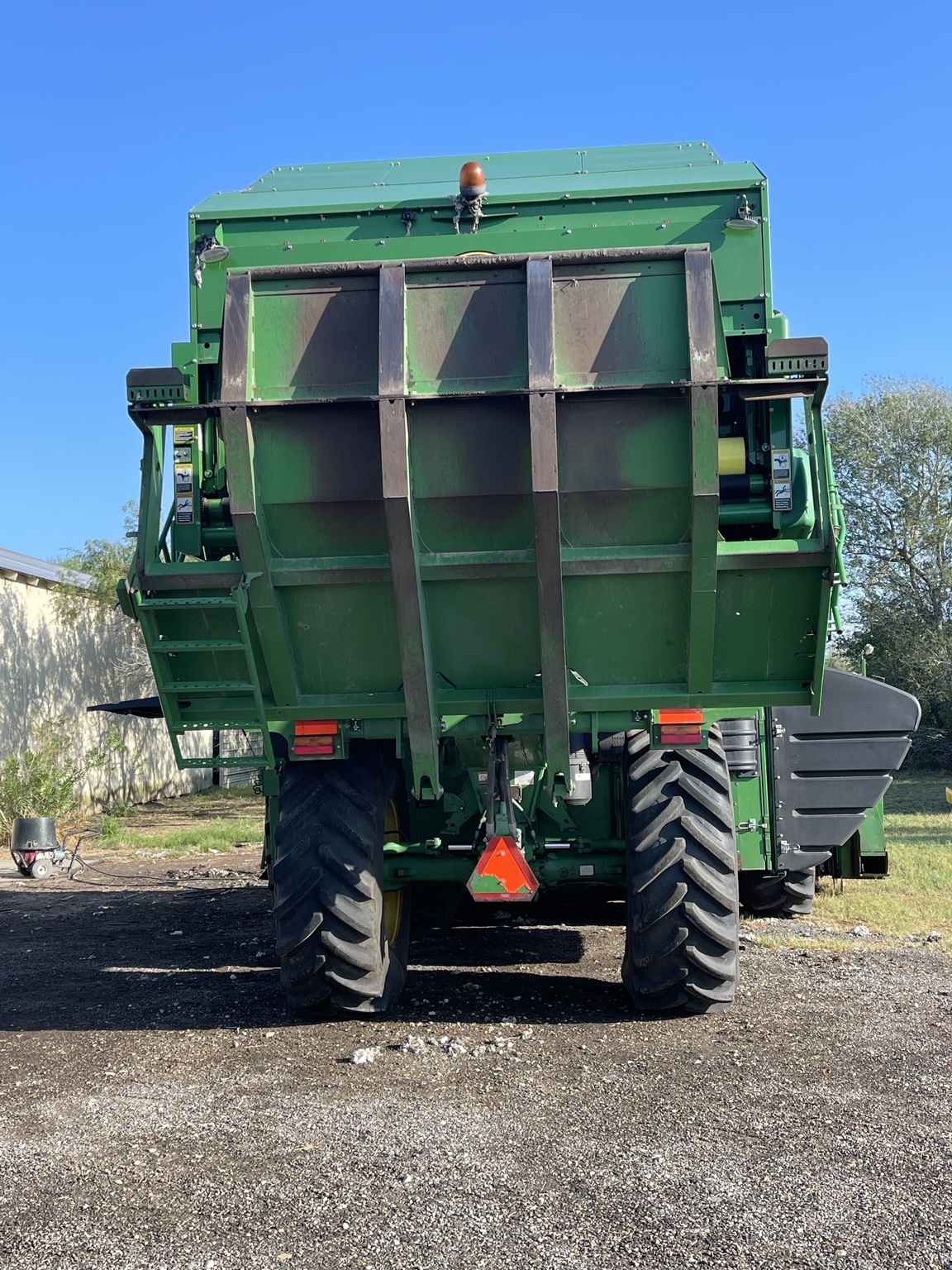 2018 John Deere CP690 Cotton Equipment