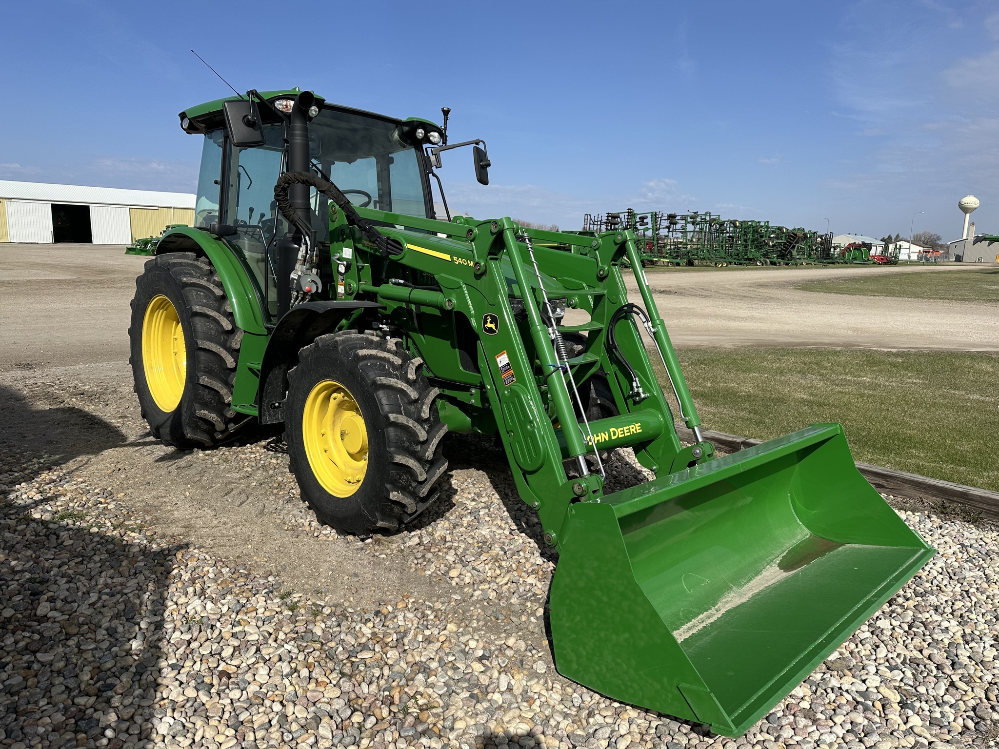 2022 John Deere 5090M Tractor