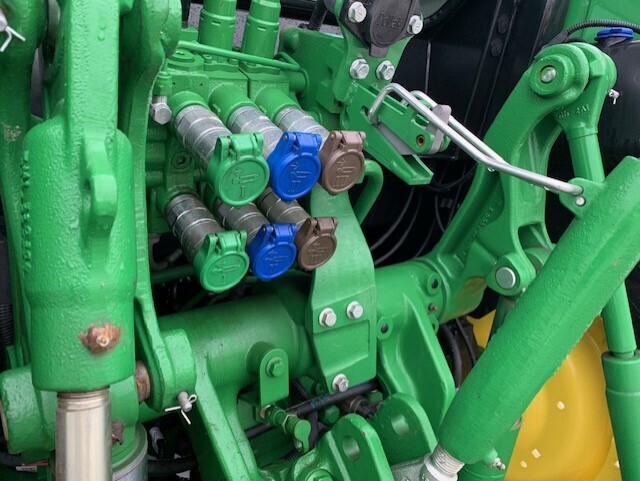 2022 John Deere 5090M Tractor