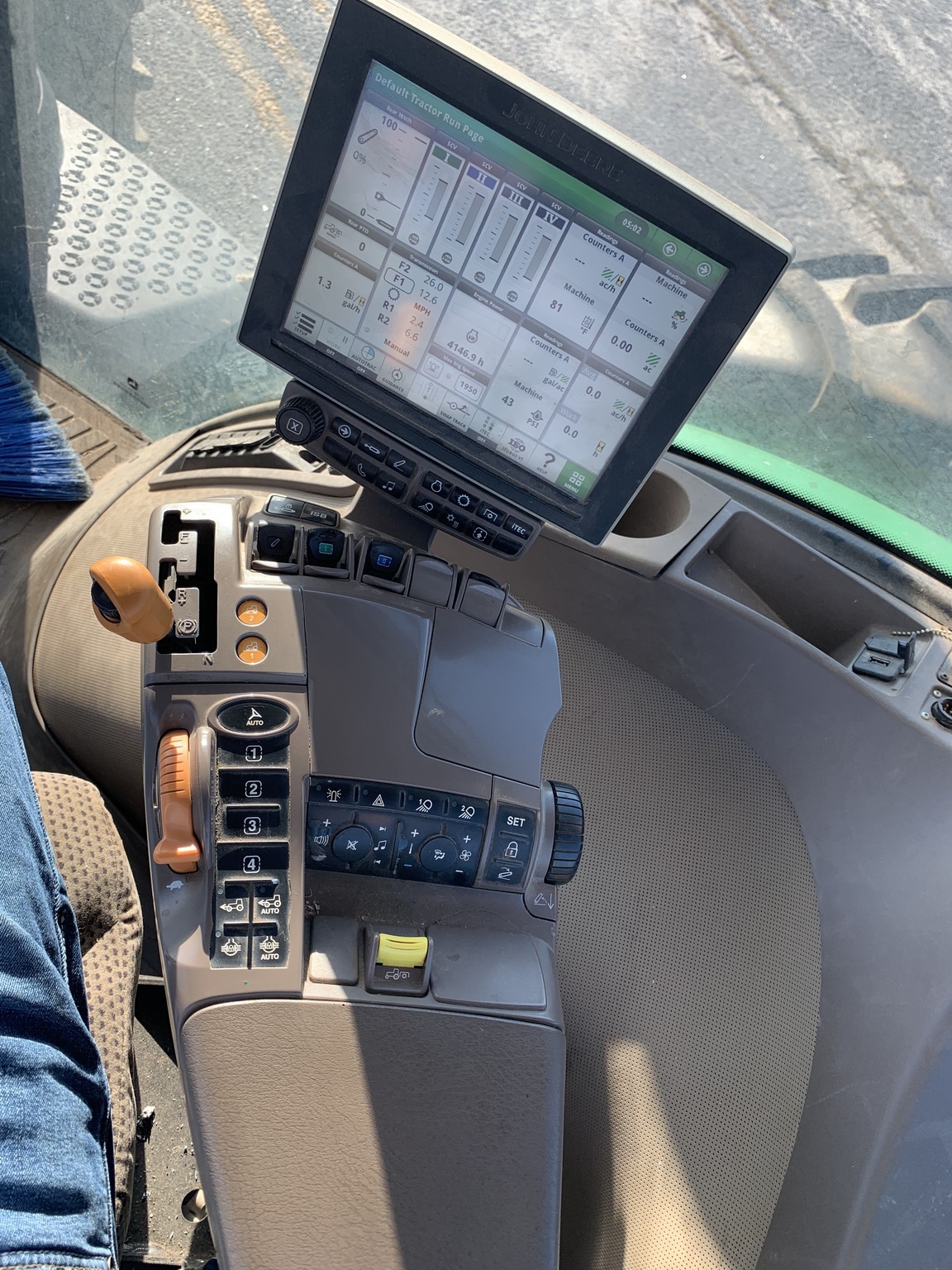 2018 John Deere 8370R Tractor