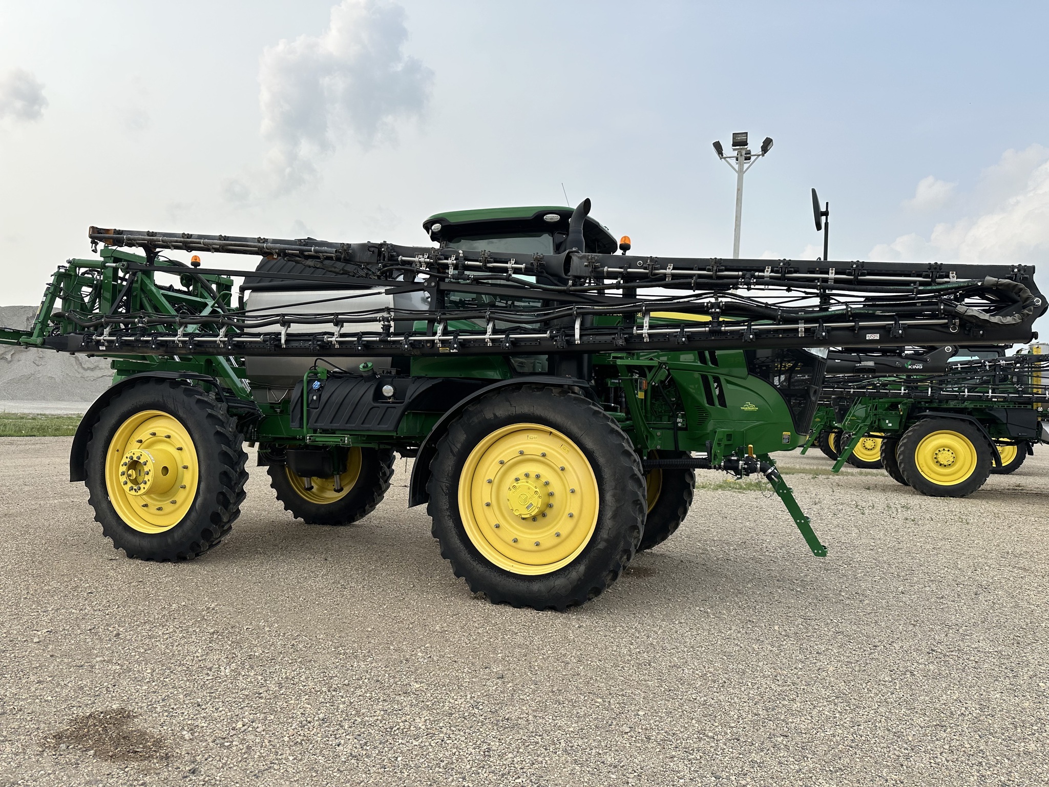 2019 John Deere R4045 Self-Propelled Sprayer