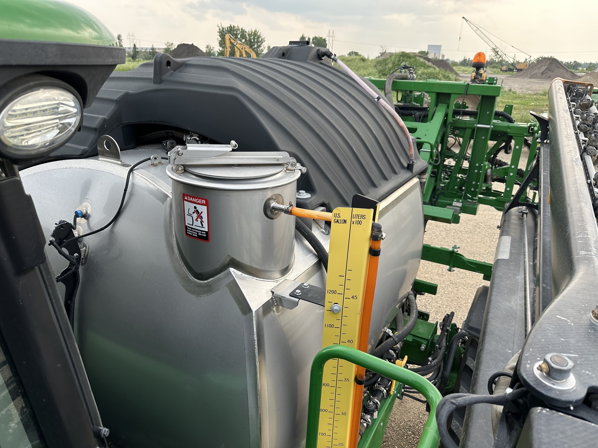 2019 John Deere R4045 Self-Propelled Sprayer