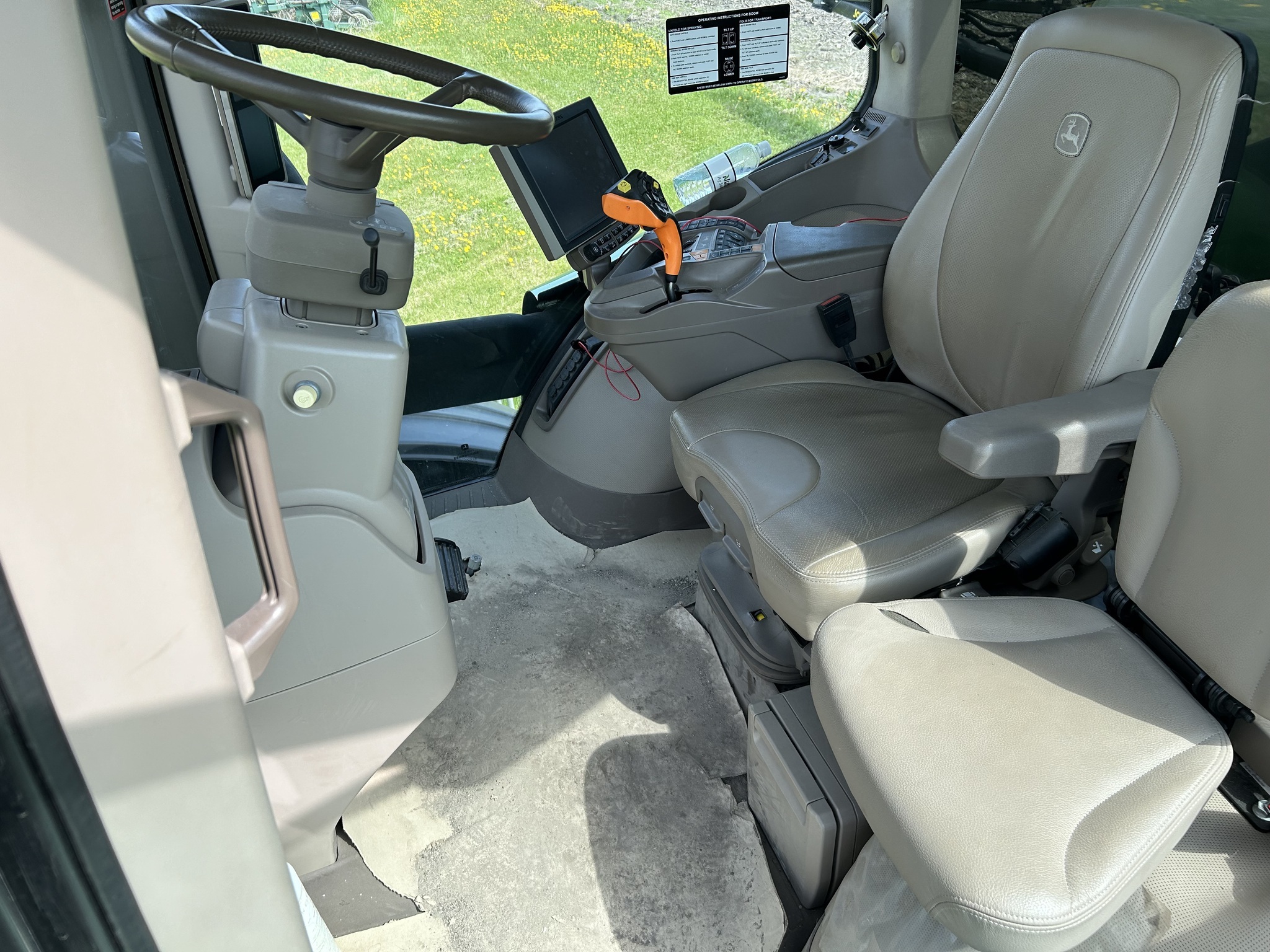 2019 John Deere R4045 Self-Propelled Sprayer