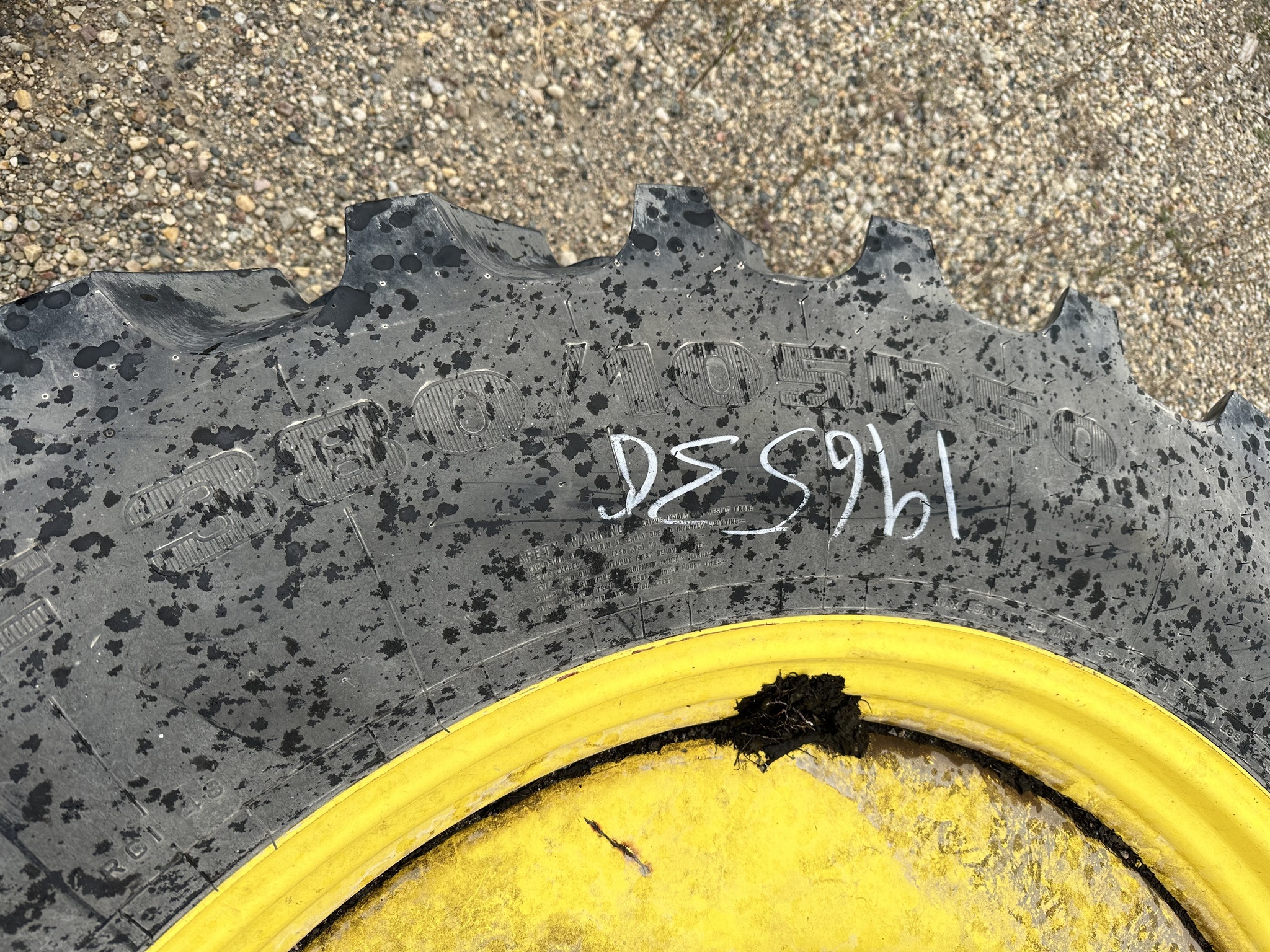 2019 John Deere R4045 Self-Propelled Sprayer