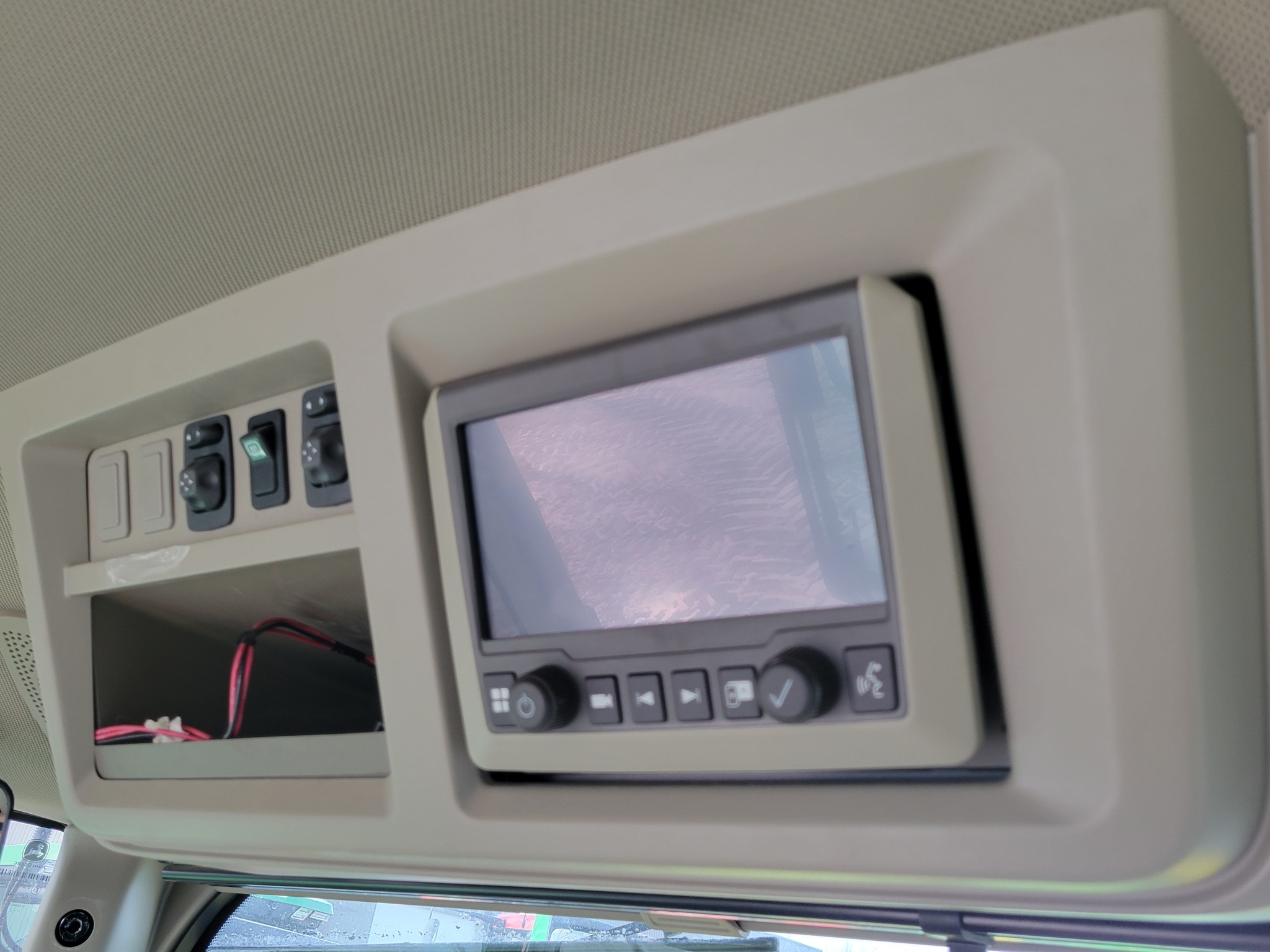 2024 John Deere 8R 370 Tractor