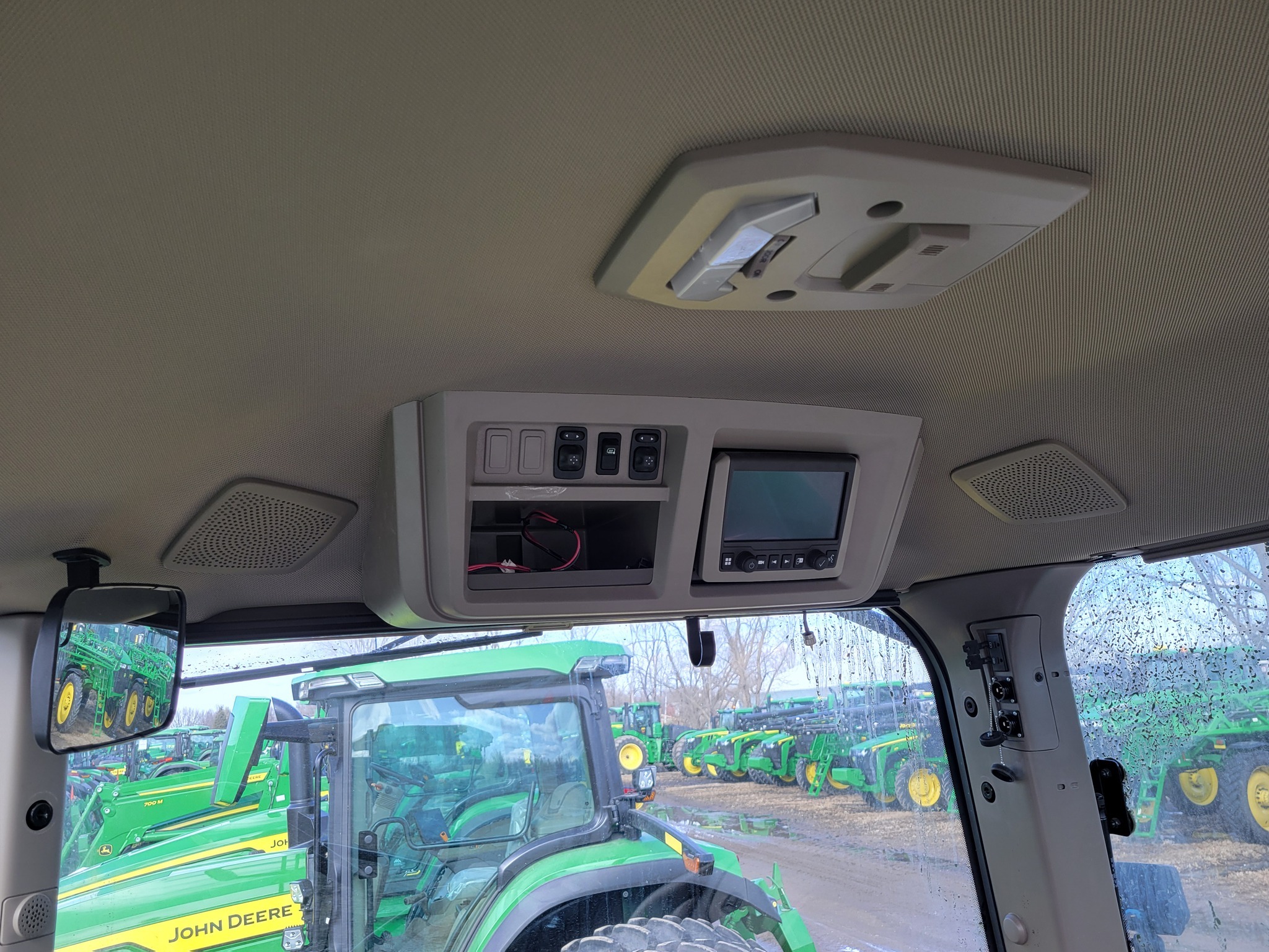 2024 John Deere 8R 370 Tractor