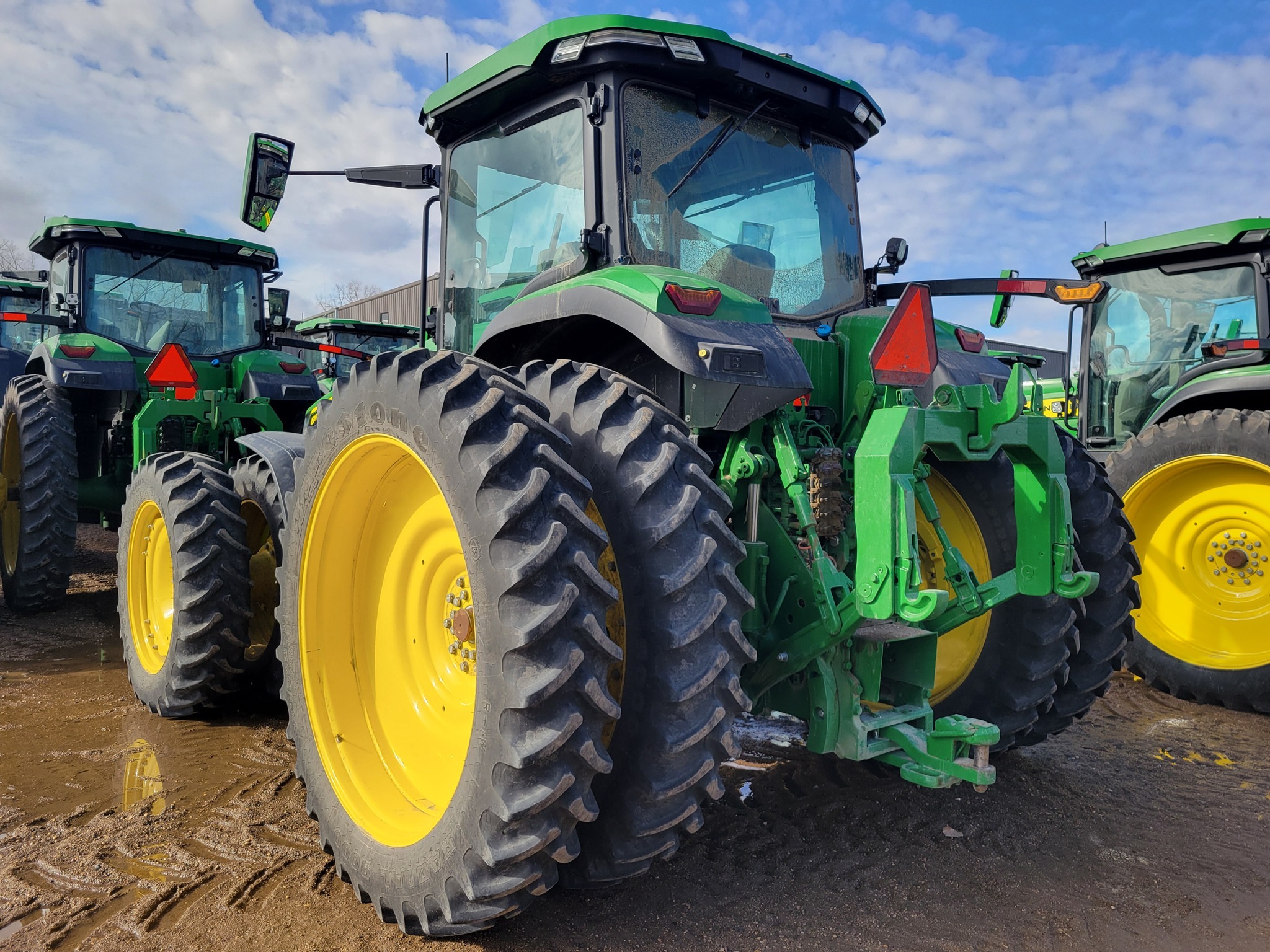 2024 John Deere 8R 370 Tractor
