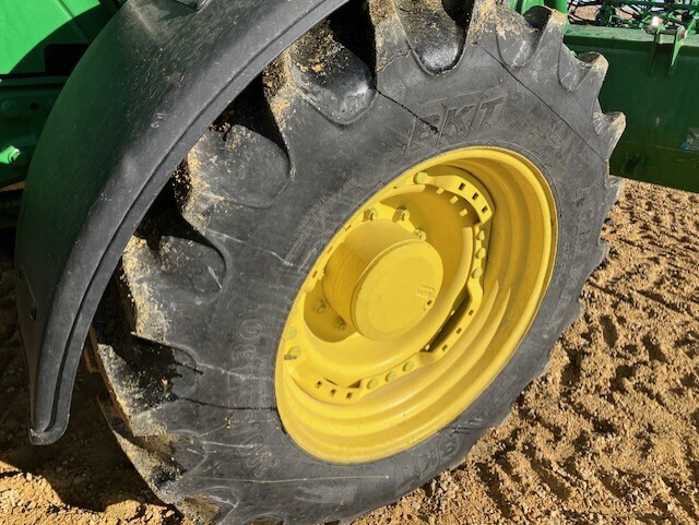 2013 John Deere 6140R Tractor