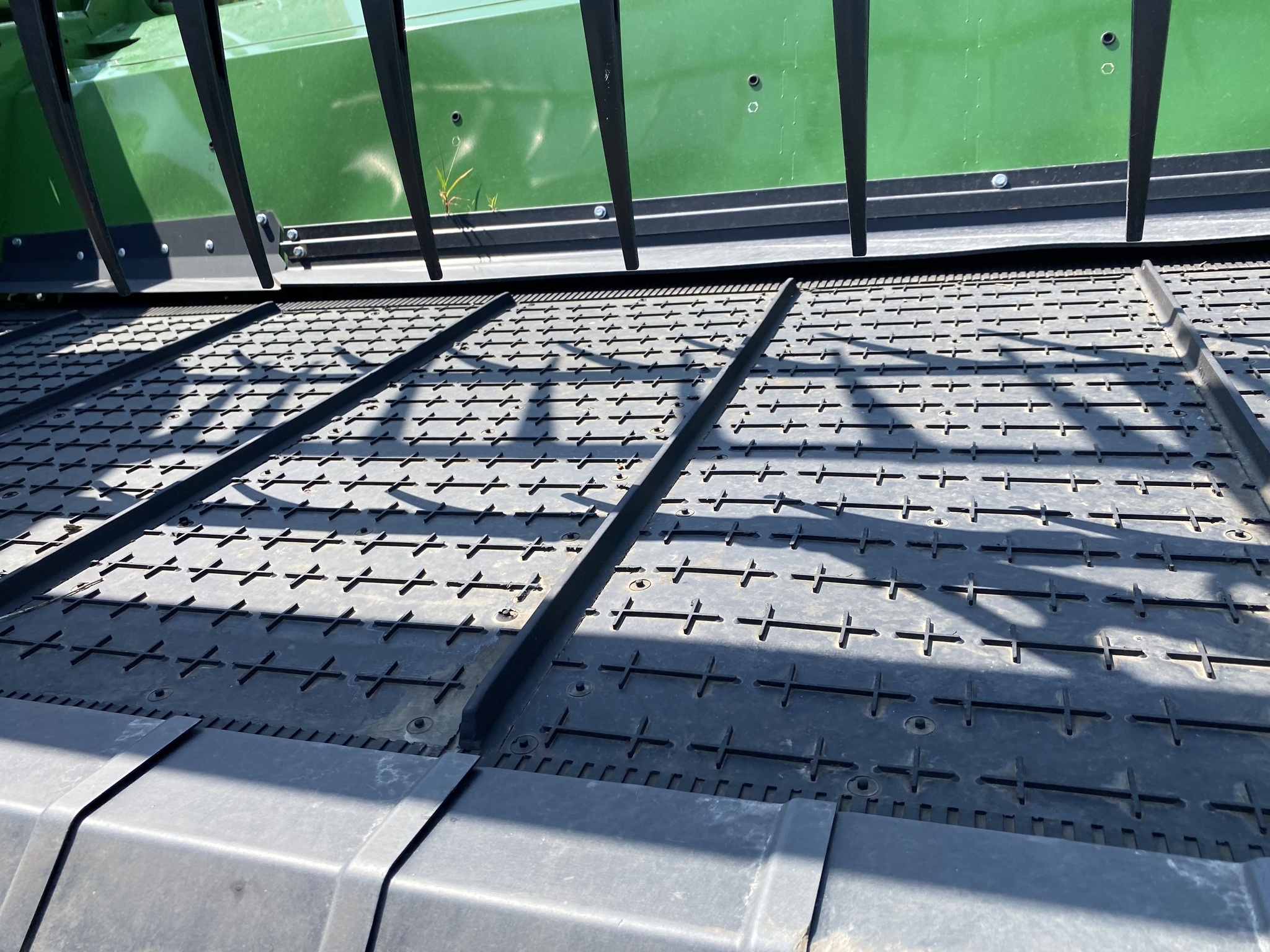 2022 John Deere HD45F Platform