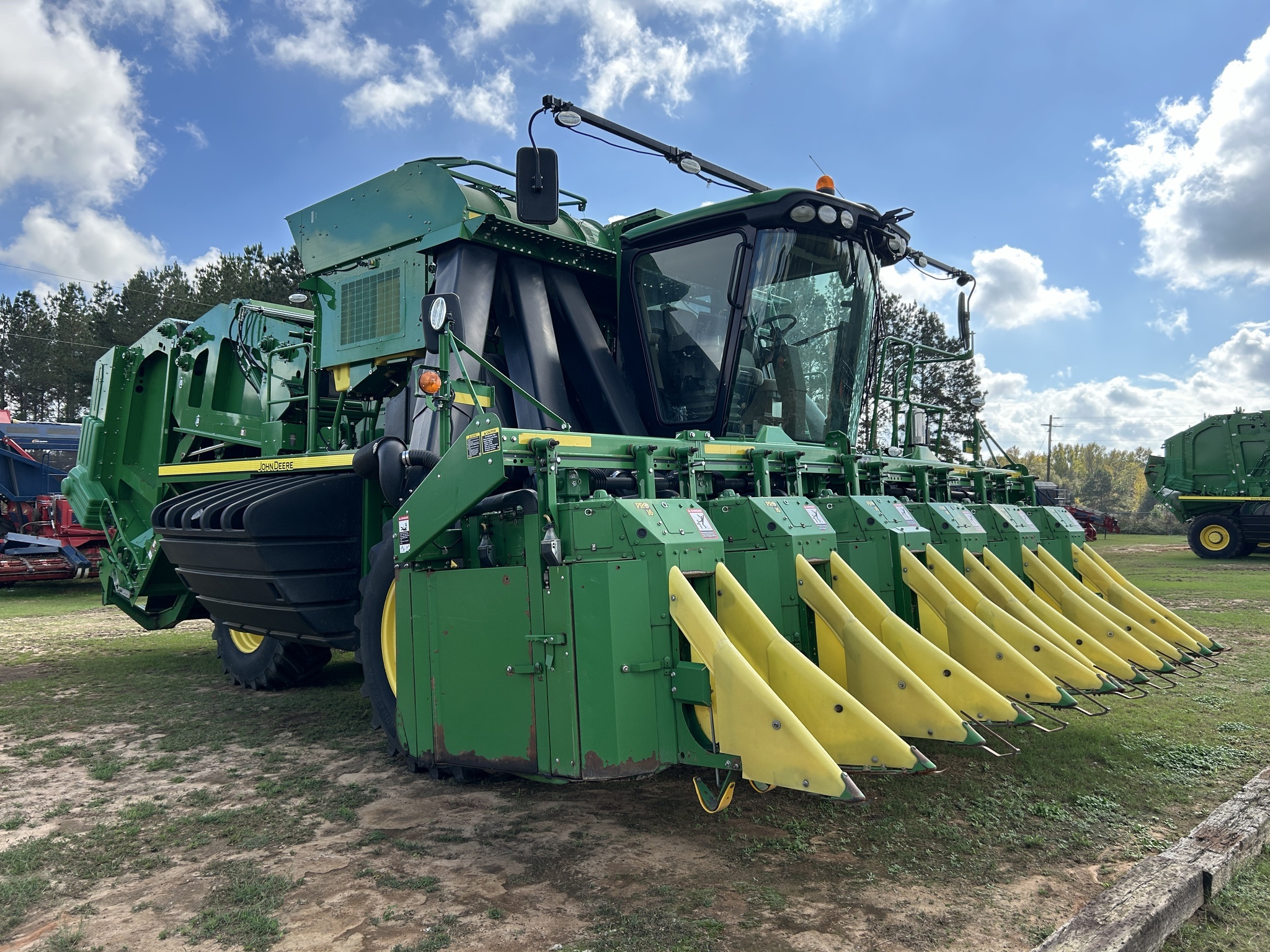 2020 John Deere CP690 Cotton Equipment