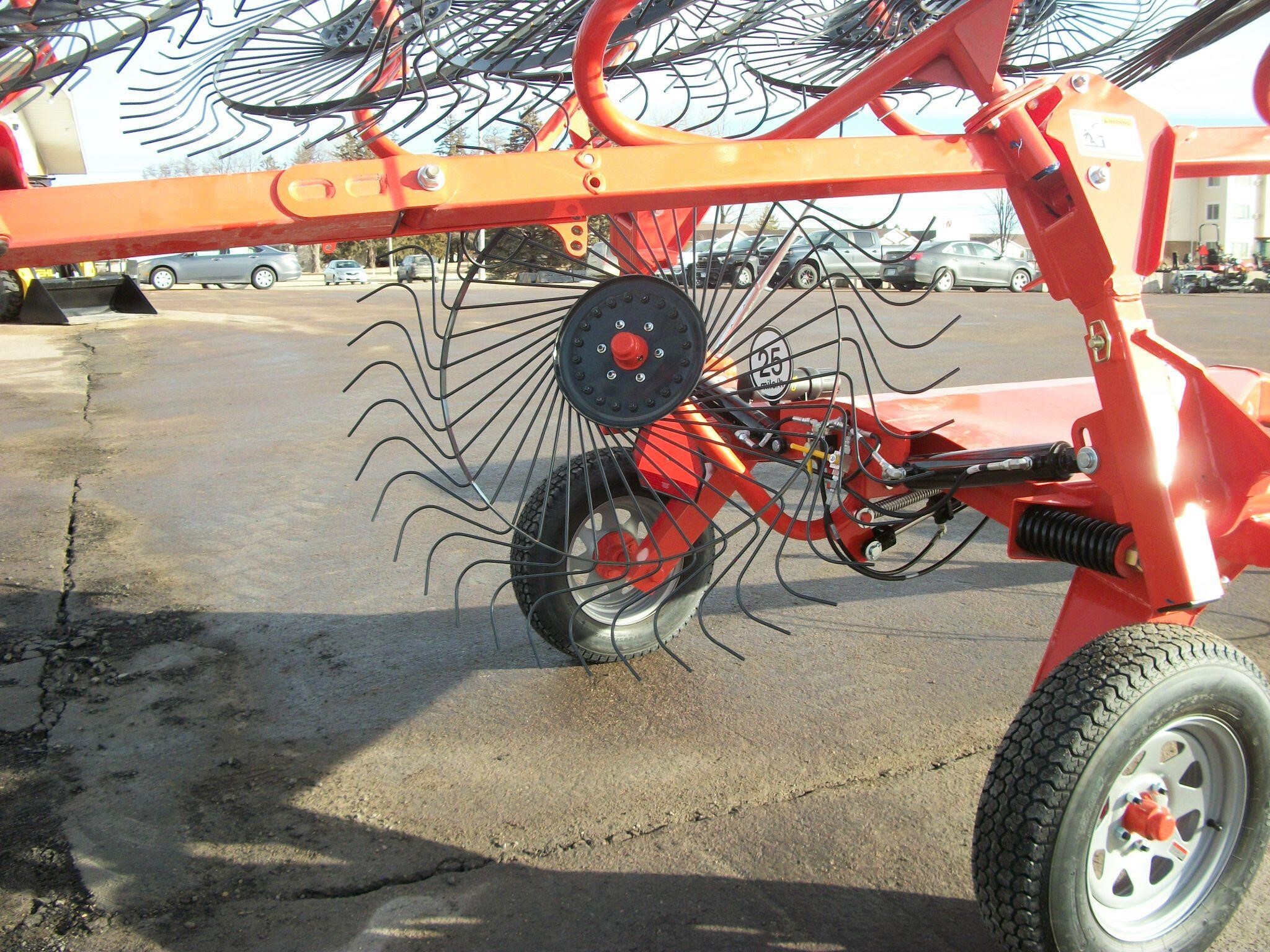 2024 Kuhn SR112GII Rake