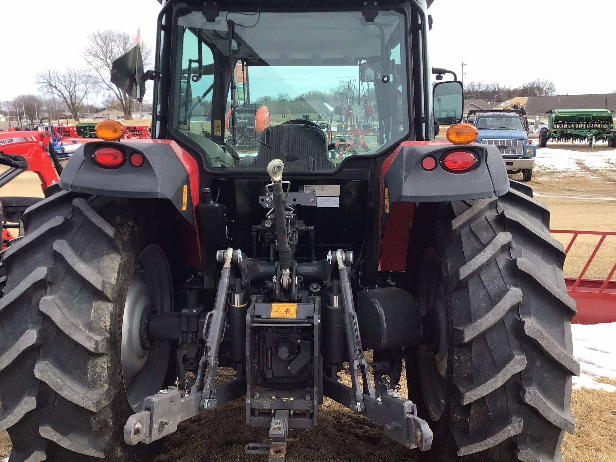 2022 Massey Ferguson 5711 Tractor