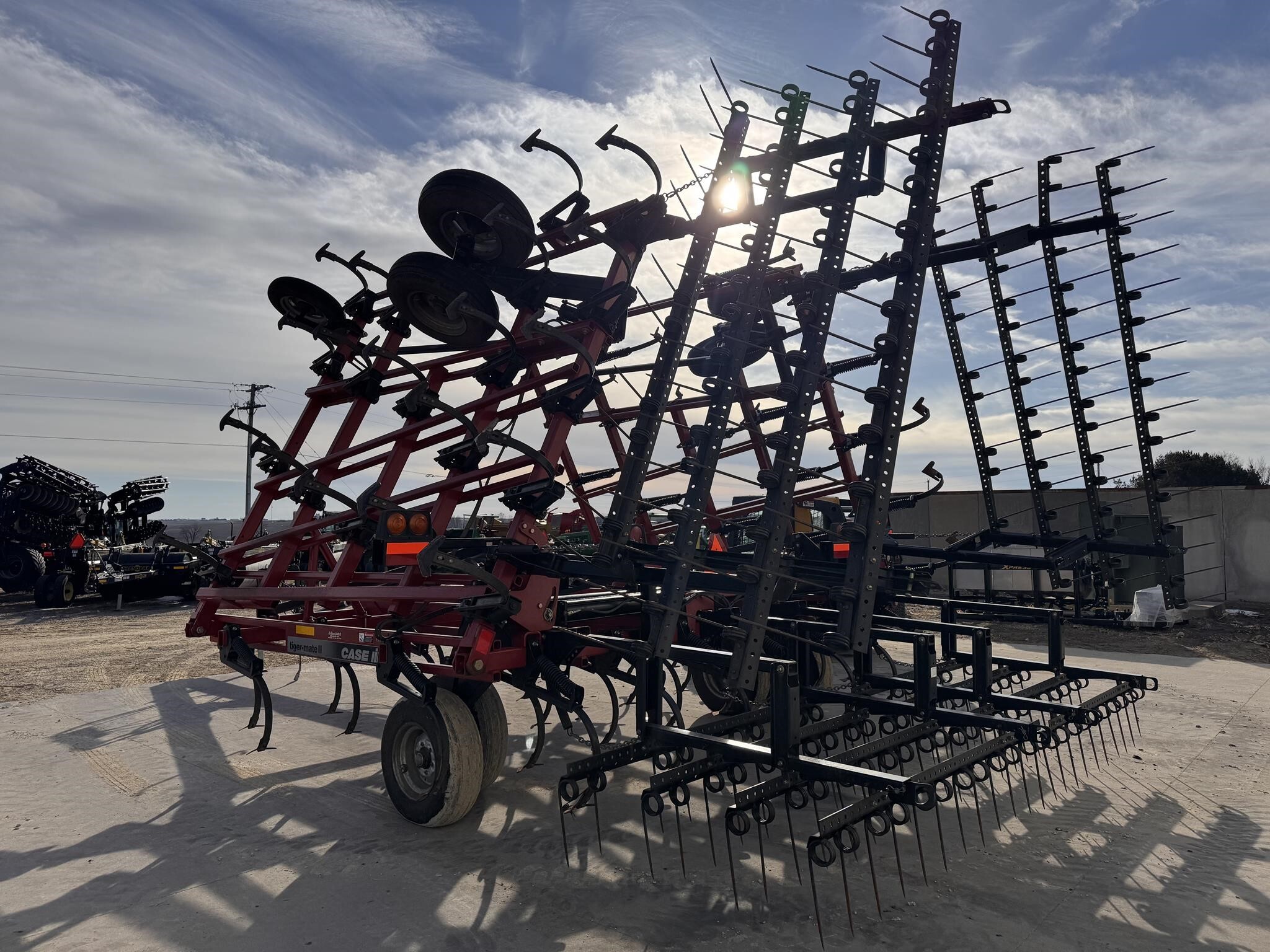 2005 Case IH Tigermate II Field Cultivator