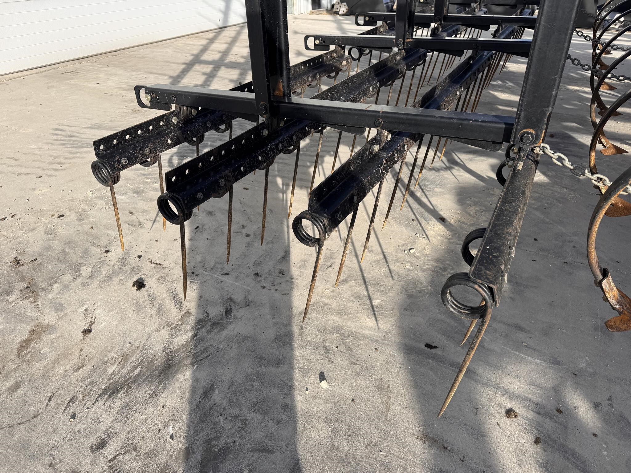 2005 Case IH Tigermate II Field Cultivator