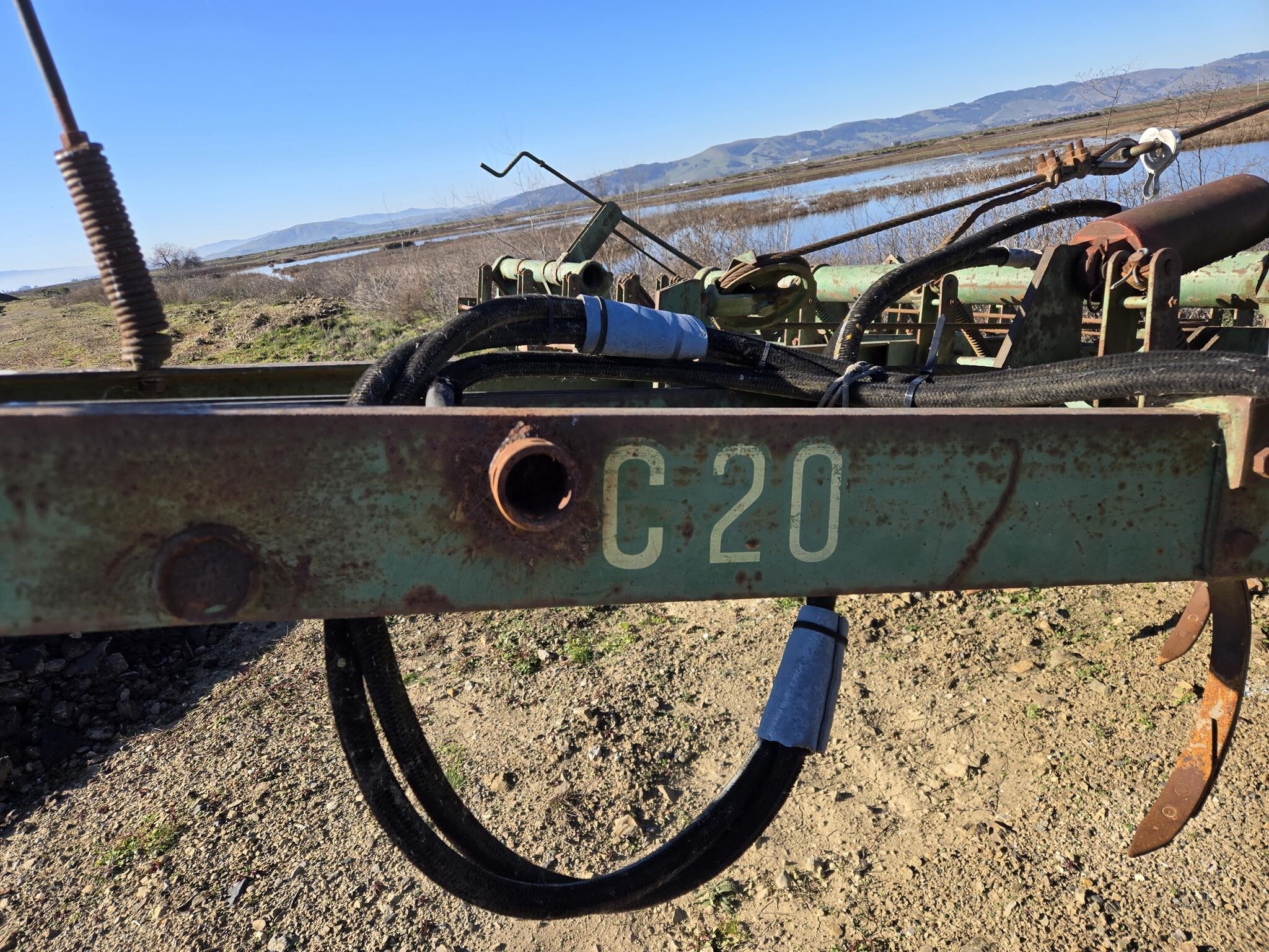 2000 John Deere C20 Chisel Plow