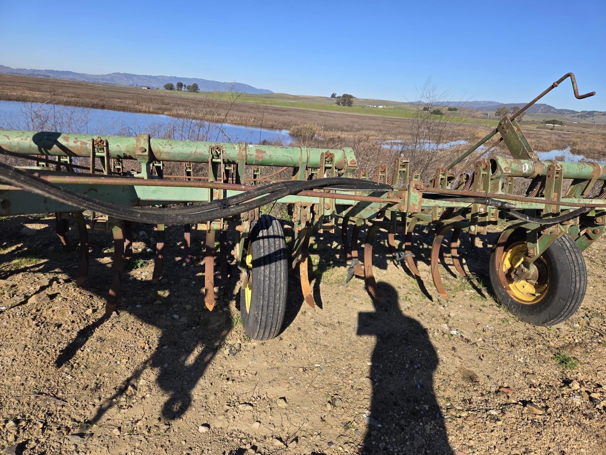 2000 John Deere C20 Chisel Plow