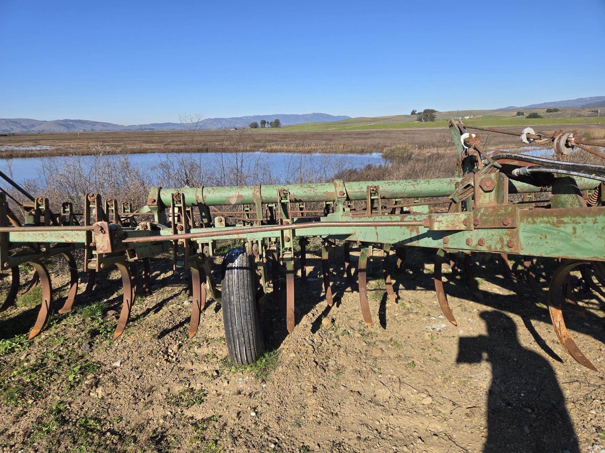 2000 John Deere C20 Chisel Plow