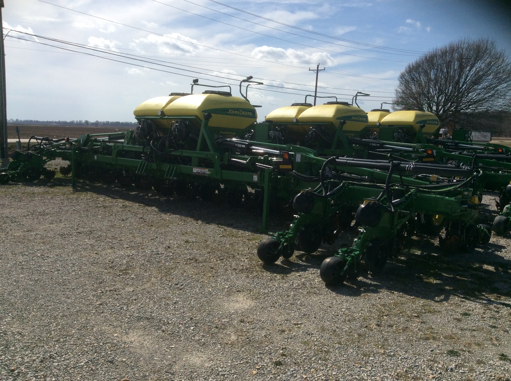 2020 John Deere DR18 Planter