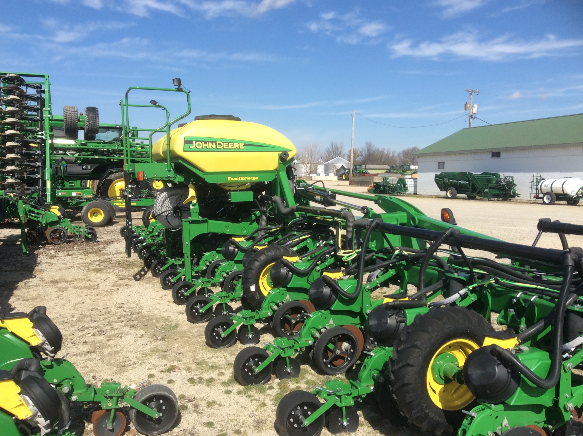 2020 John Deere DR18 Planter