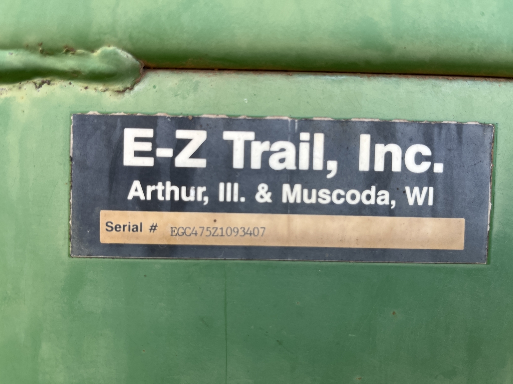  E-Z Trail 475 Grain Cart